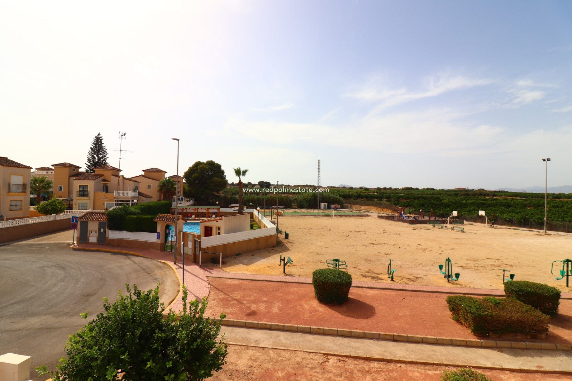 Videresalg - Villa -
Algorfa