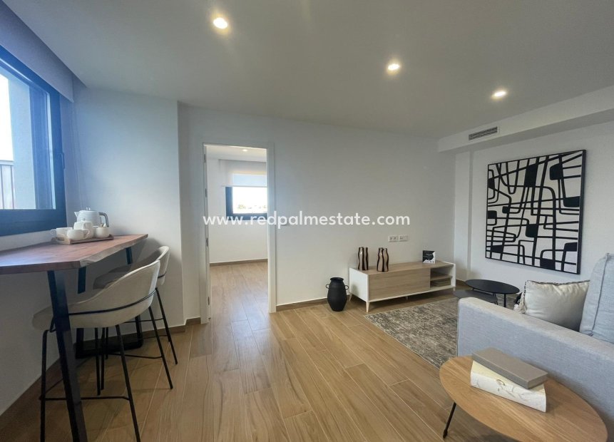 Videresalg - Villa -
Algorfa