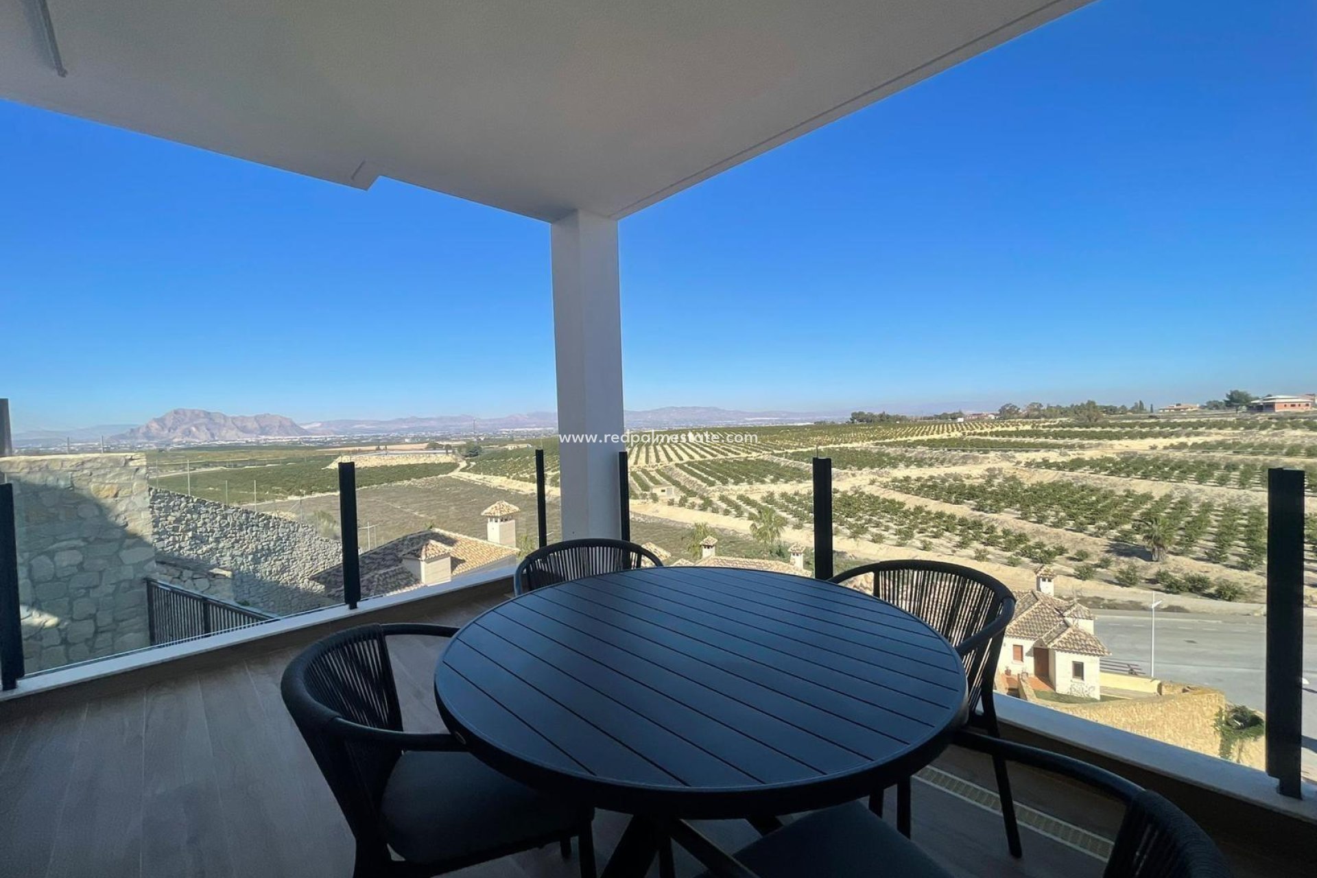 Videresalg - Villa -
Algorfa