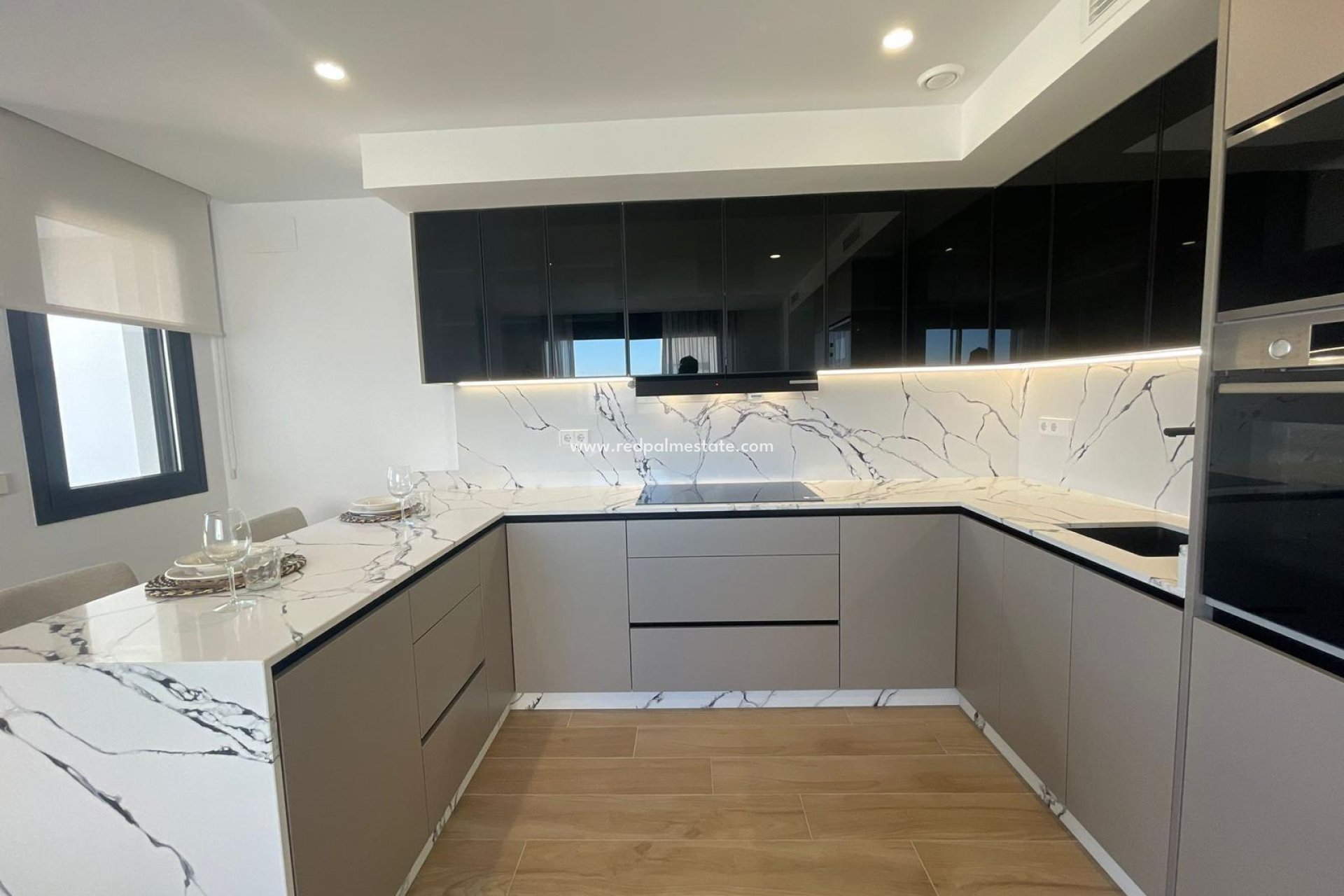 Videresalg - Villa -
Algorfa