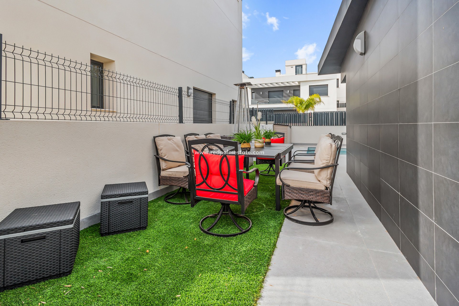 Videresalg - Villa -
Algorfa