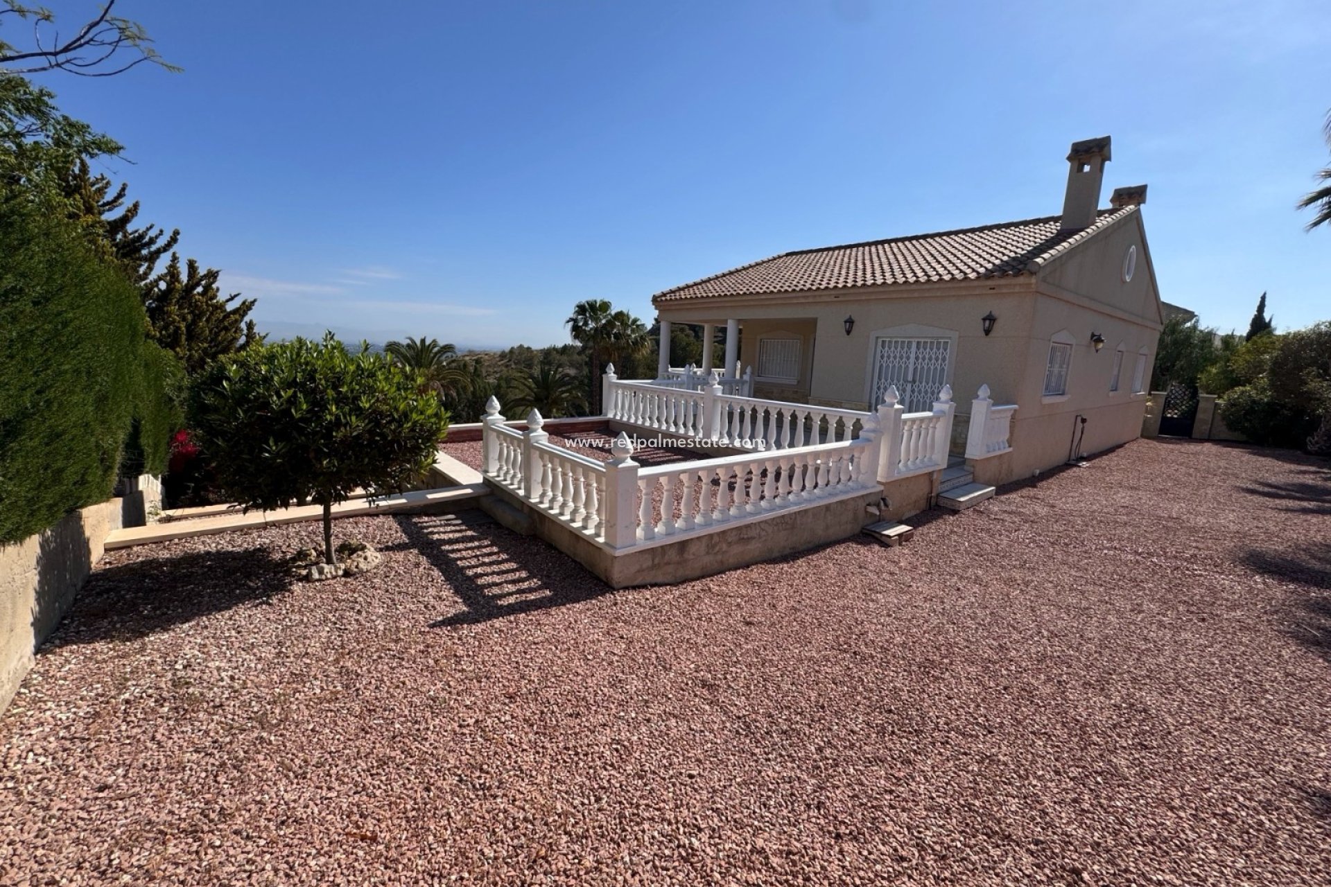 Videresalg - Villa -
Algorfa