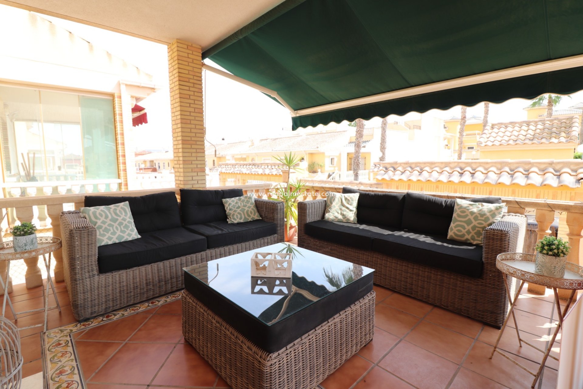 Videresalg - Villa -
Algorfa