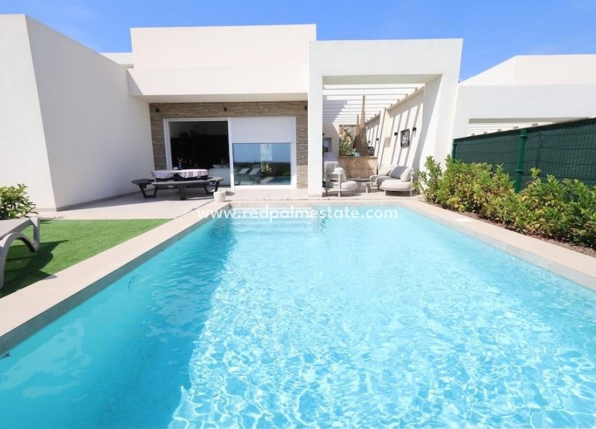 Videresalg - Villa -
Algorfa