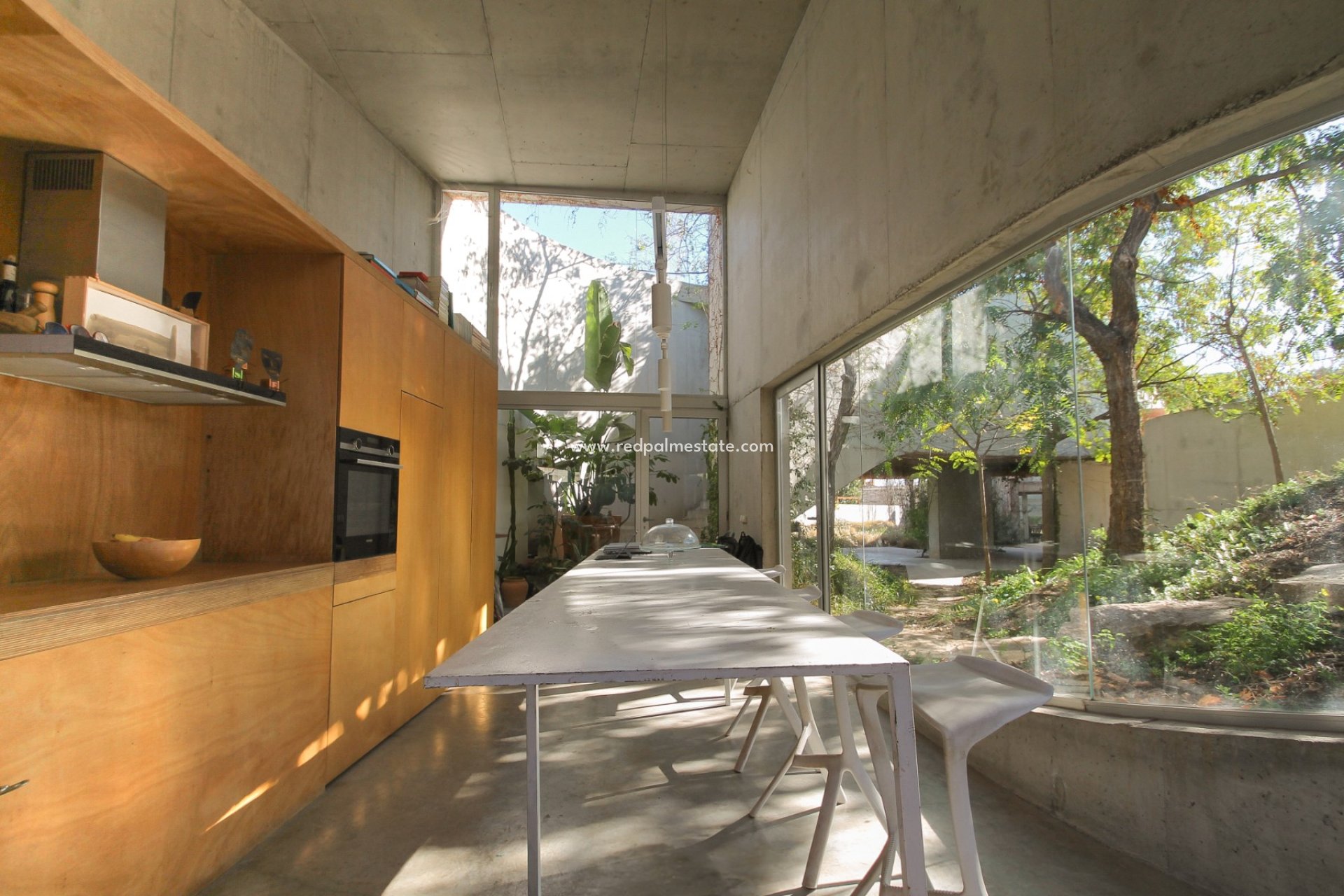 Videresalg - Villa -
Alicante - Inland