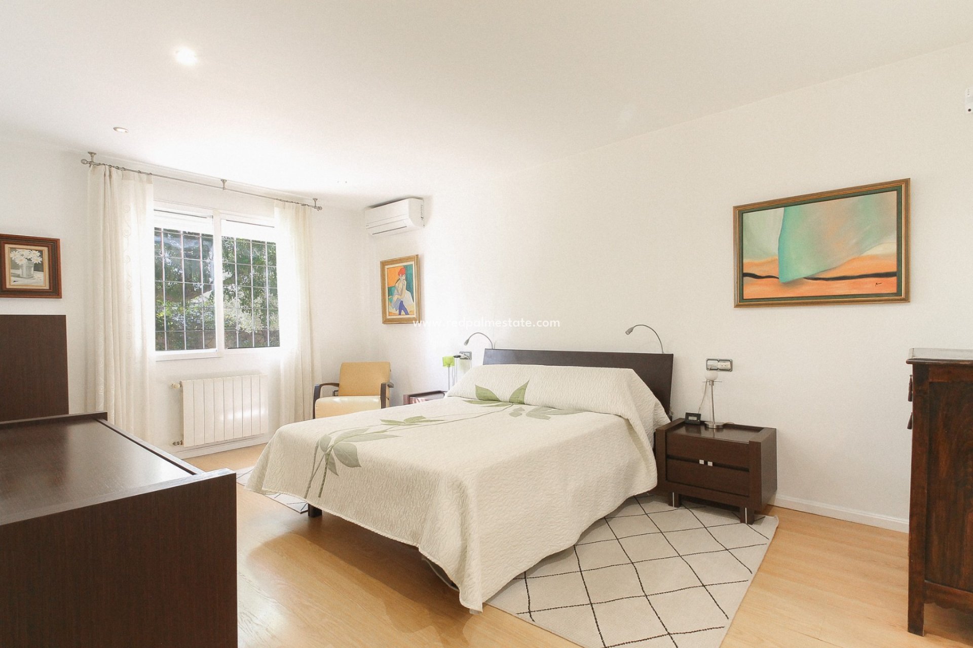 Videresalg - Villa -
Alicante - Inland