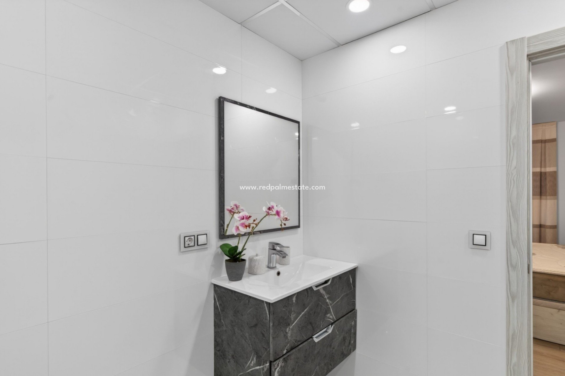 Videresalg - Villa -
Alicante - Rebolledo