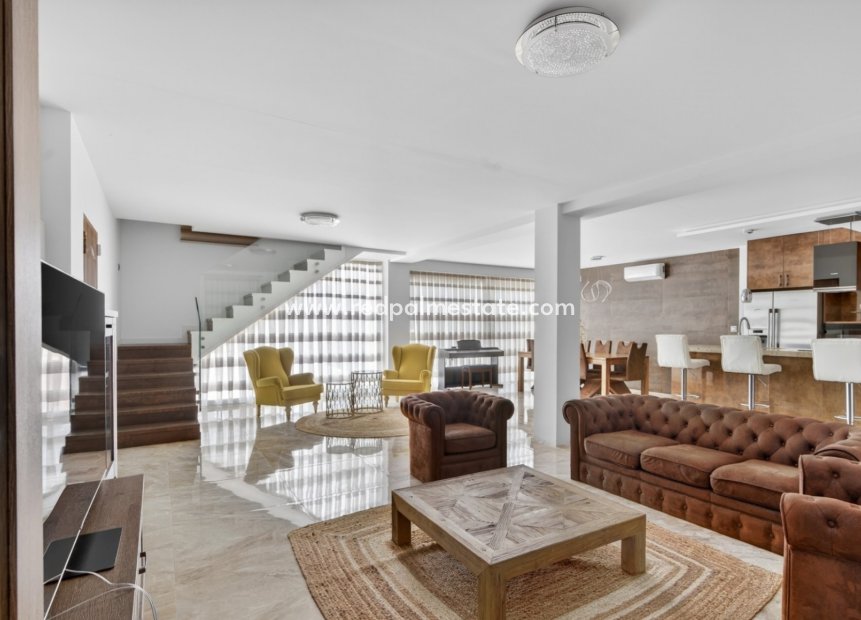 Videresalg - Villa -
Alicante - Rebolledo