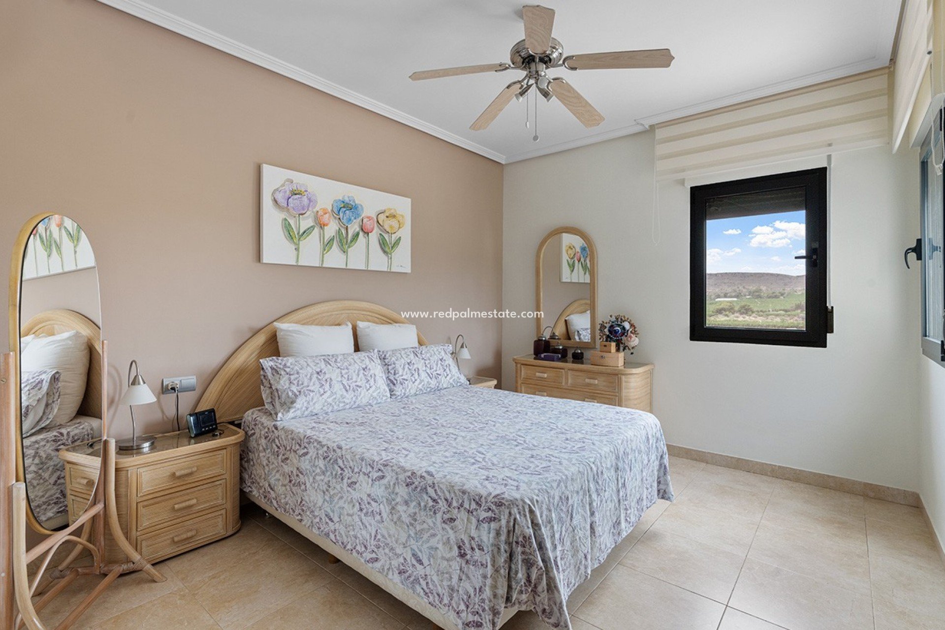 Videresalg - Villa -
Alicante - Rebolledo