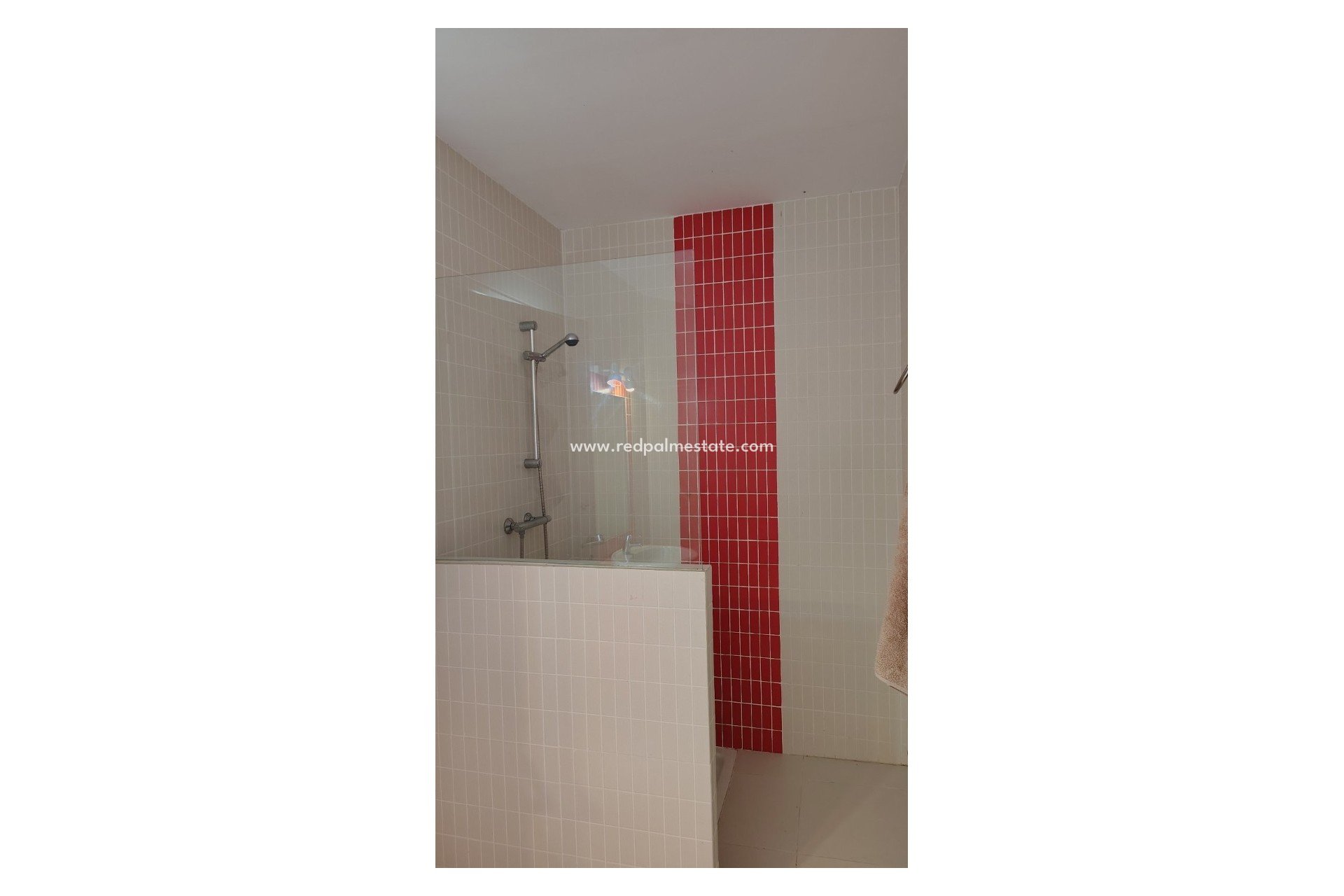 Videresalg - Villa -
Alicante - Rebolledo