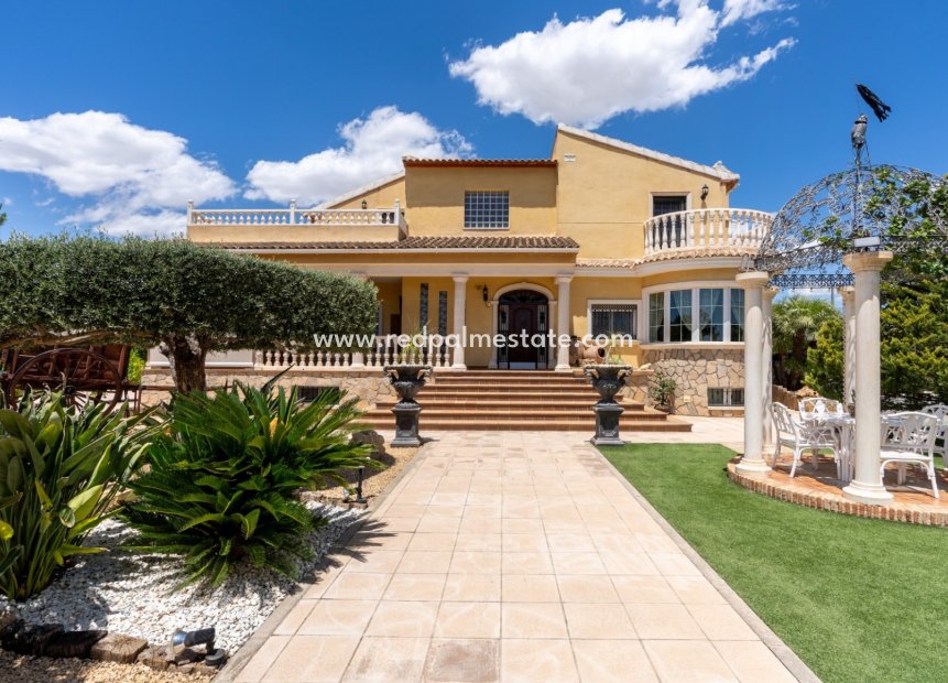 Videresalg - Villa -
Alicante - San Vicente del Raspeig