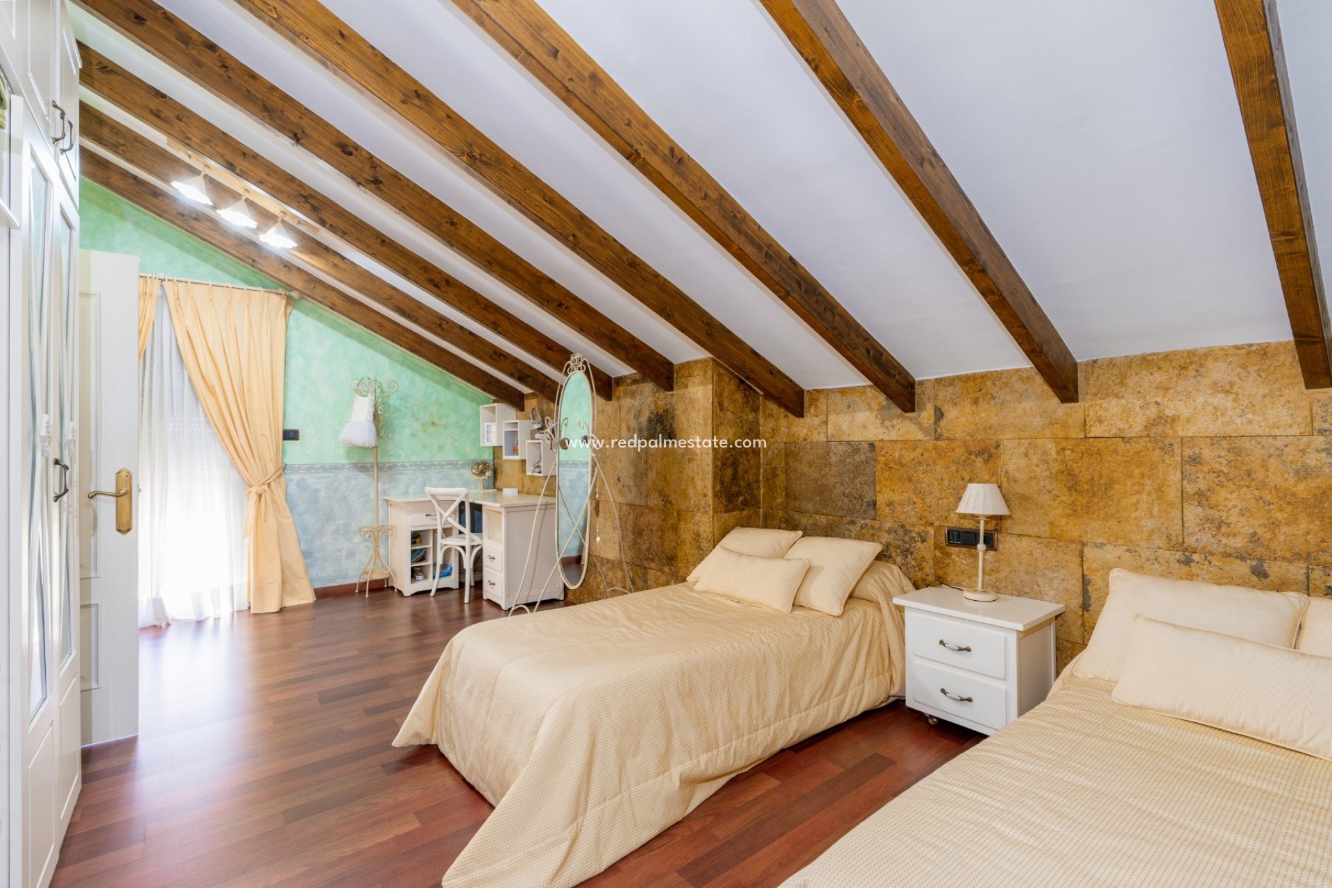 Videresalg - Villa -
Alicante - San Vicente del Raspeig