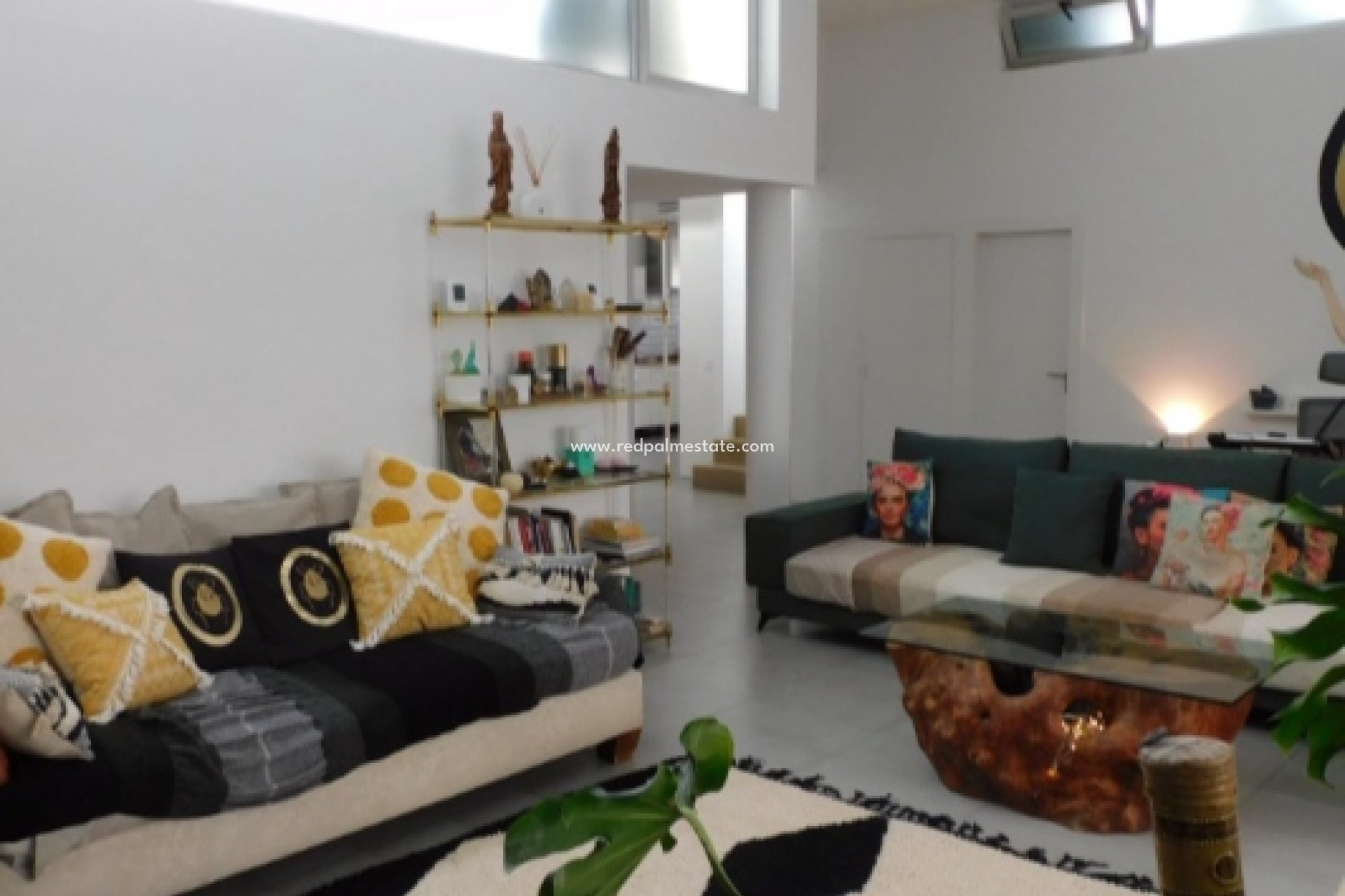 Videresalg - Villa -
Alicante