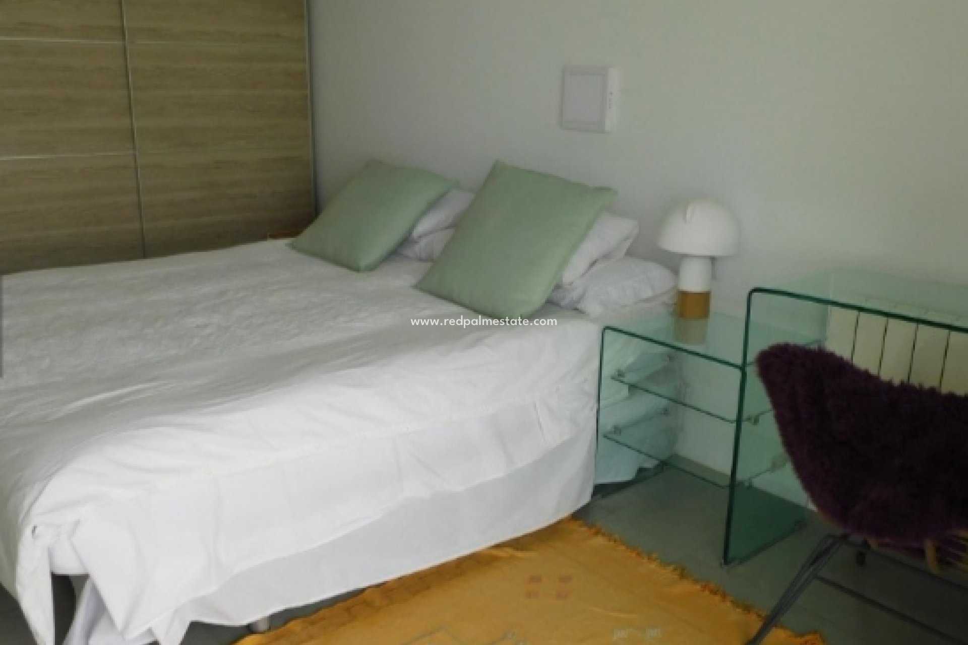 Videresalg - Villa -
Alicante