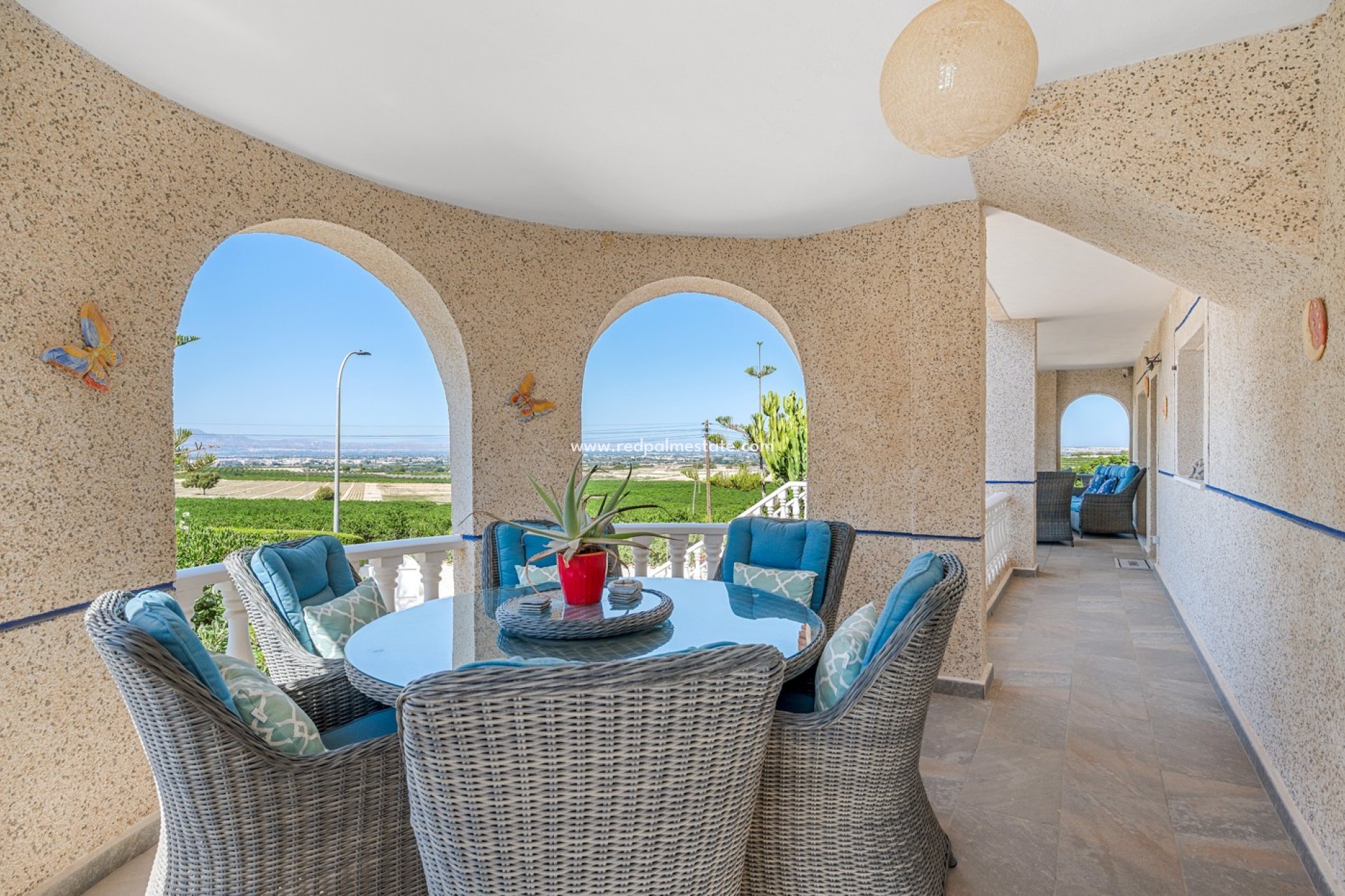 Videresalg - Villa -
Almoradí - Inland