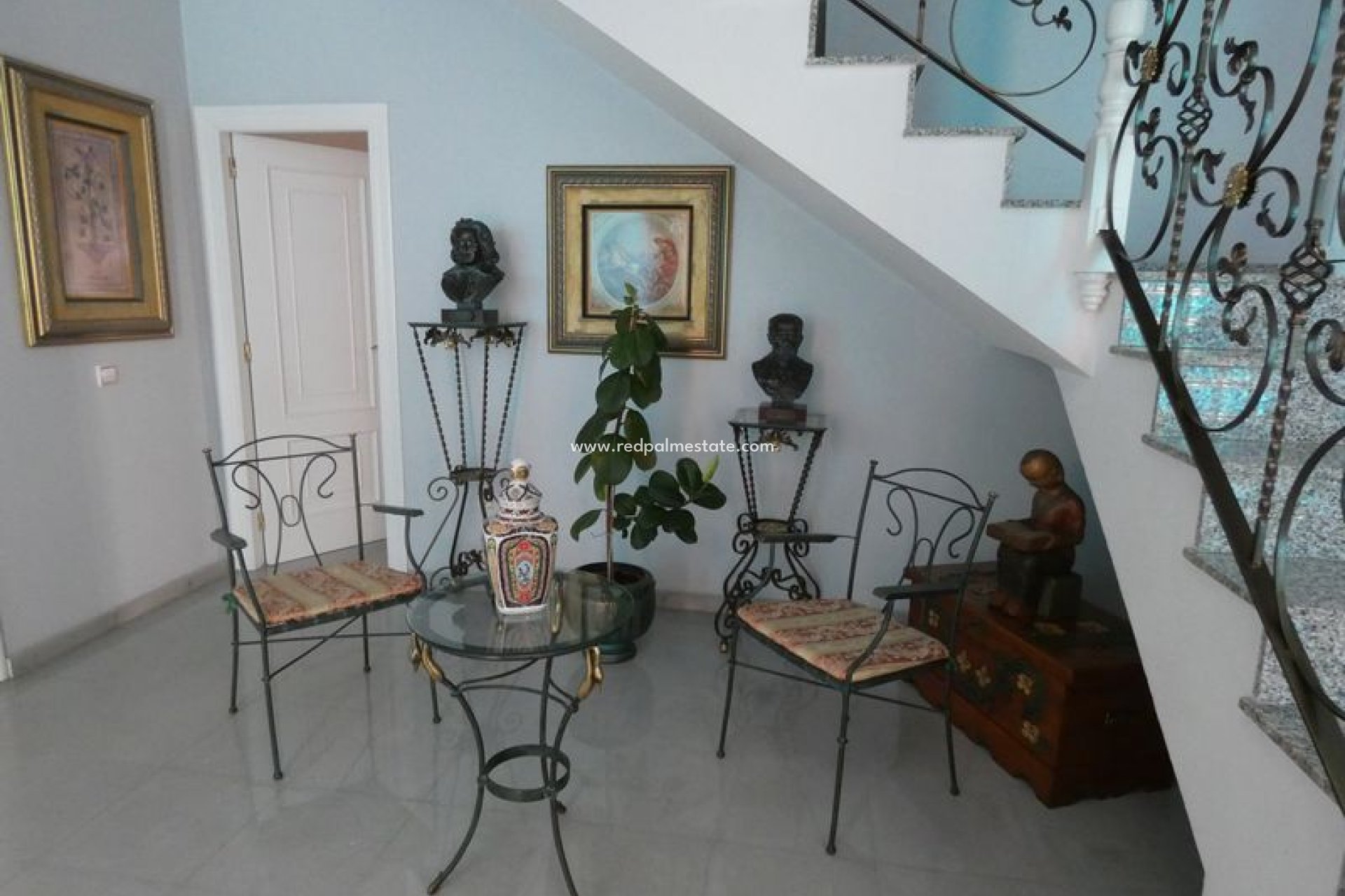 Videresalg - Villa -
Almoradí - Inland