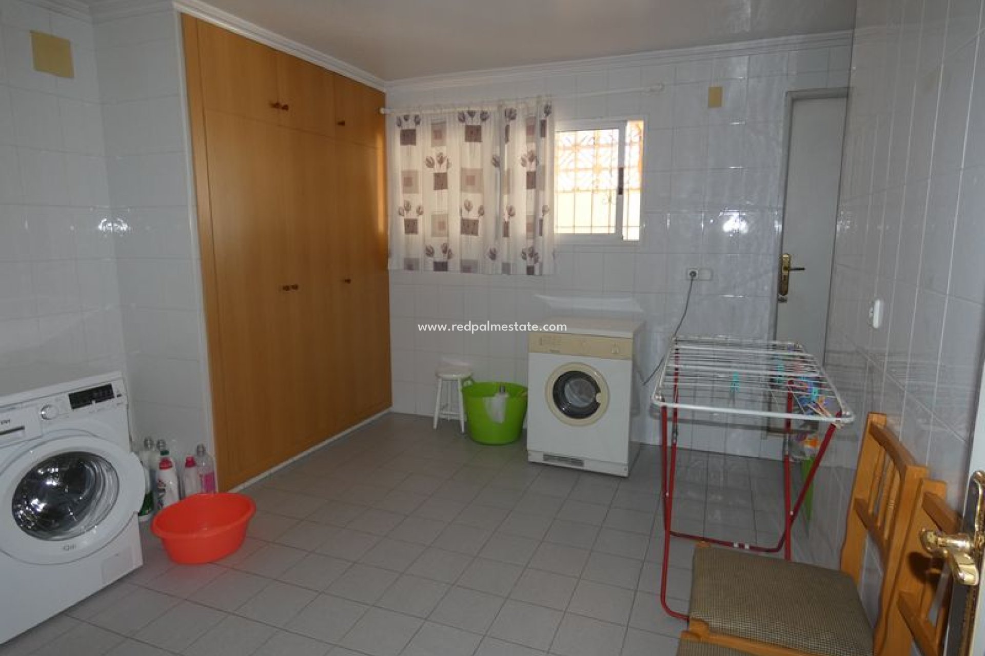 Videresalg - Villa -
Almoradí - Inland