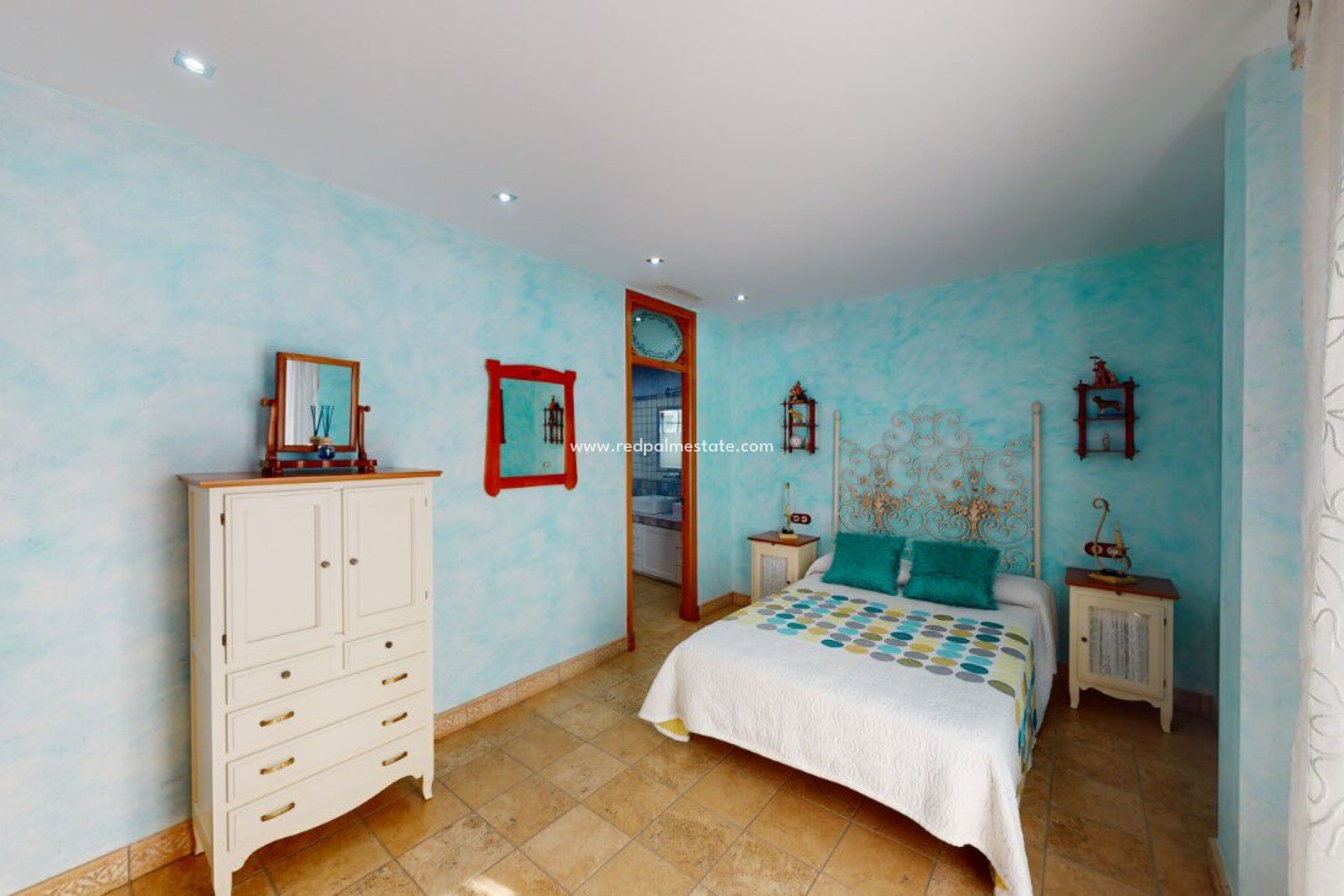 Videresalg - Villa -
Almoradí - Inland