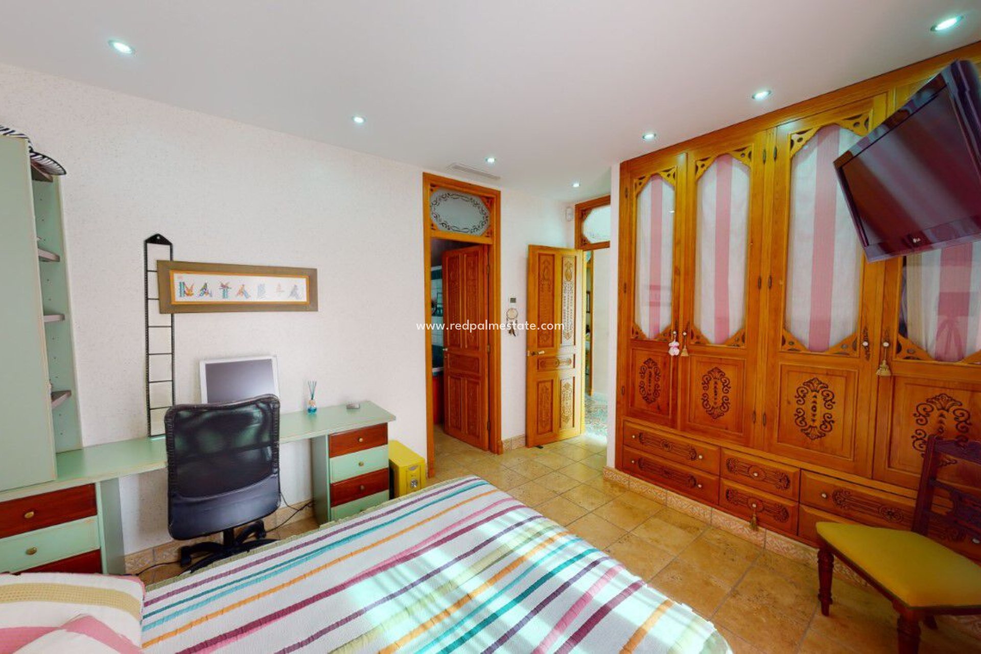 Videresalg - Villa -
Almoradí - Inland