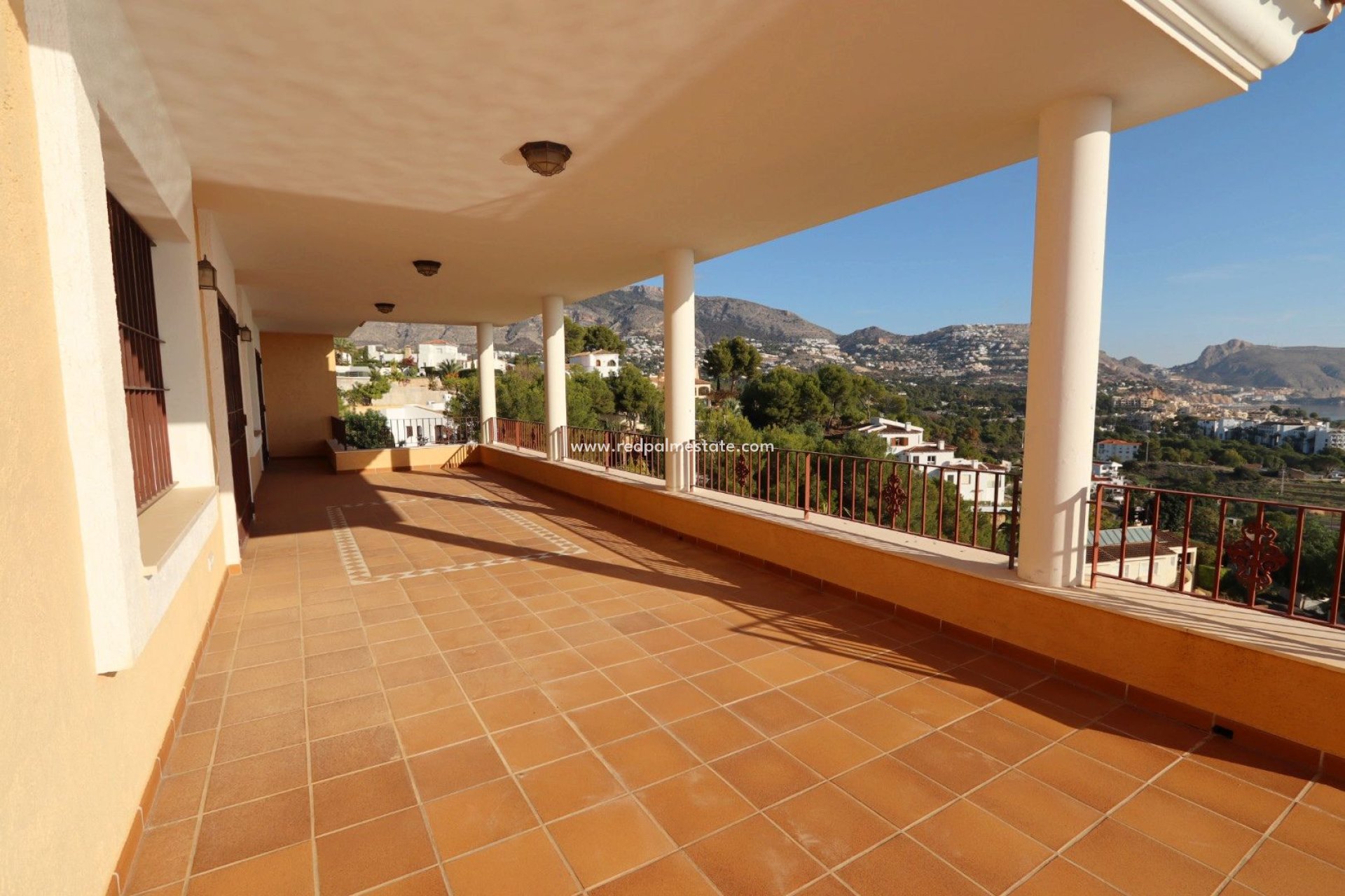 Videresalg - Villa -
Altea