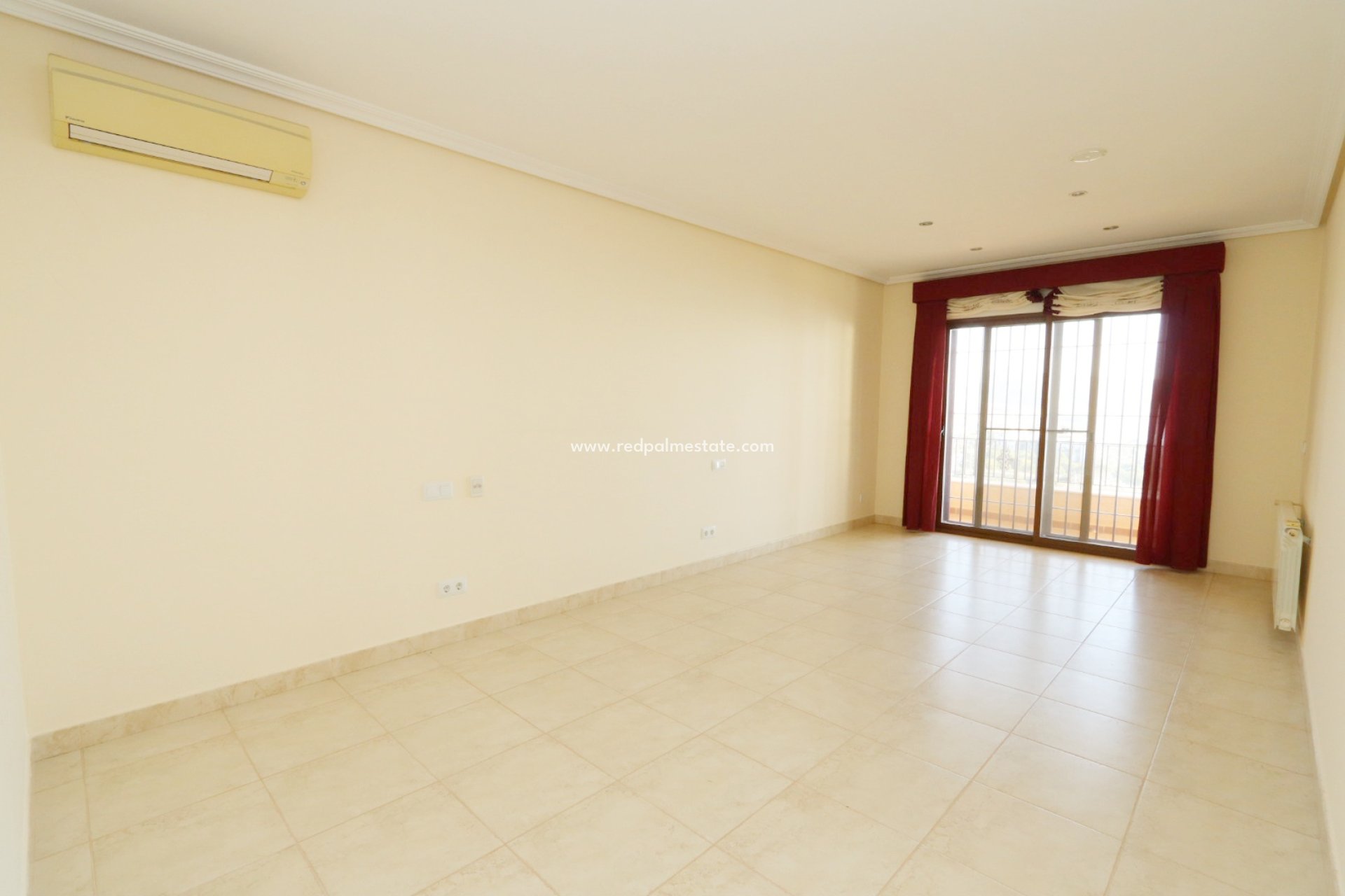 Videresalg - Villa -
Altea