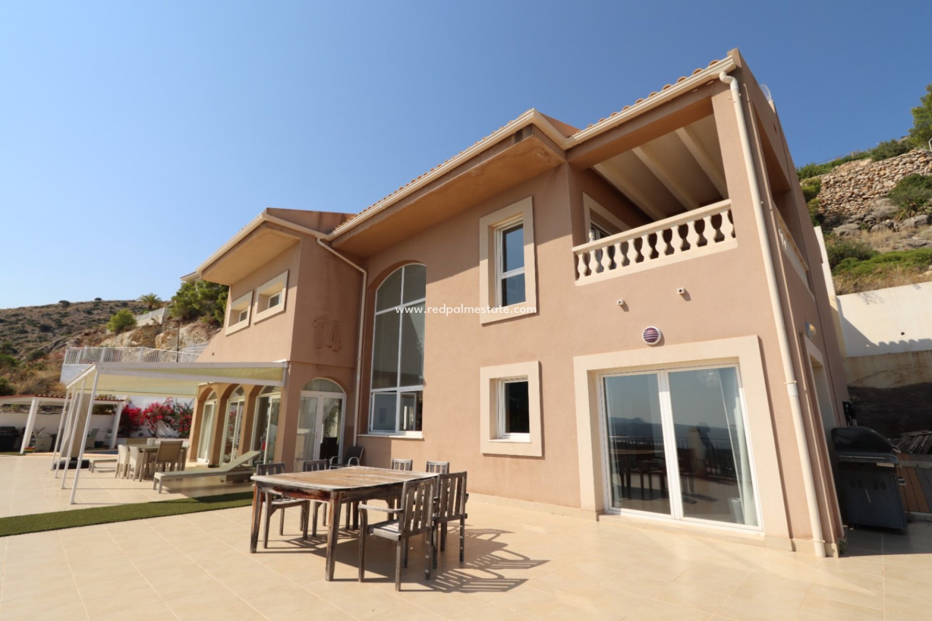 Videresalg - Villa -
Altea