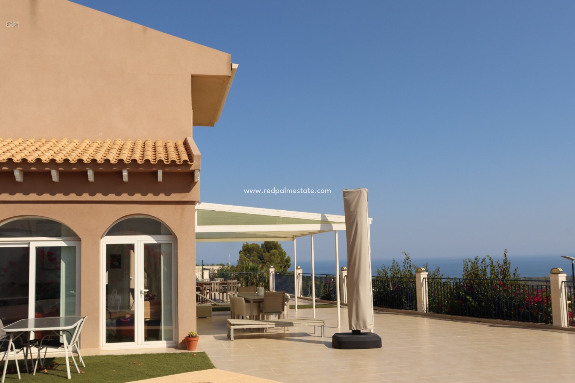 Videresalg - Villa -
Altea