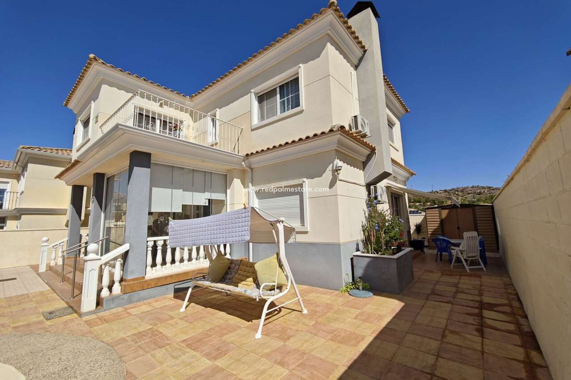 Videresalg - Villa -
Aspe - Inland