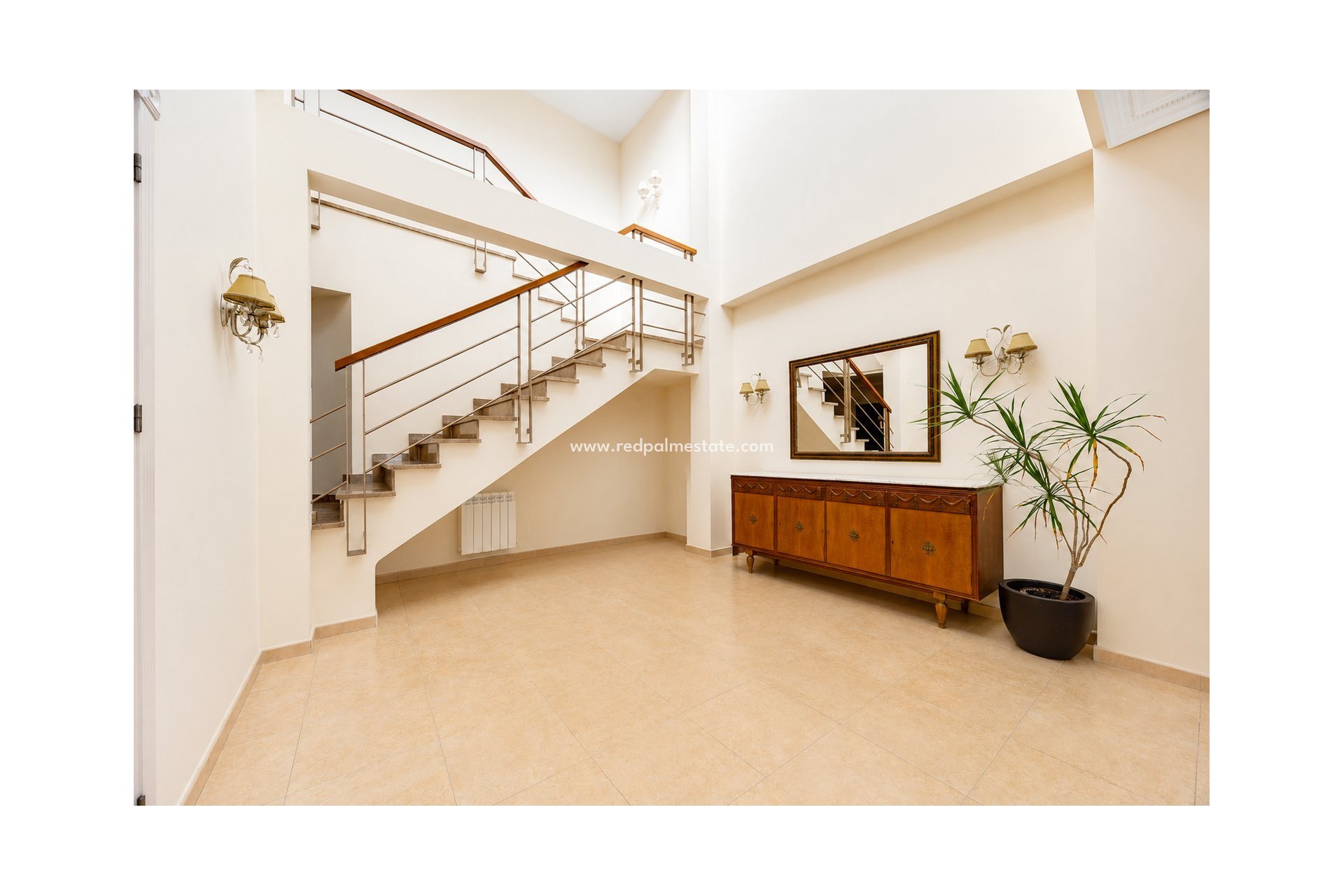 Videresalg - Villa -
Benejúzar - Inland