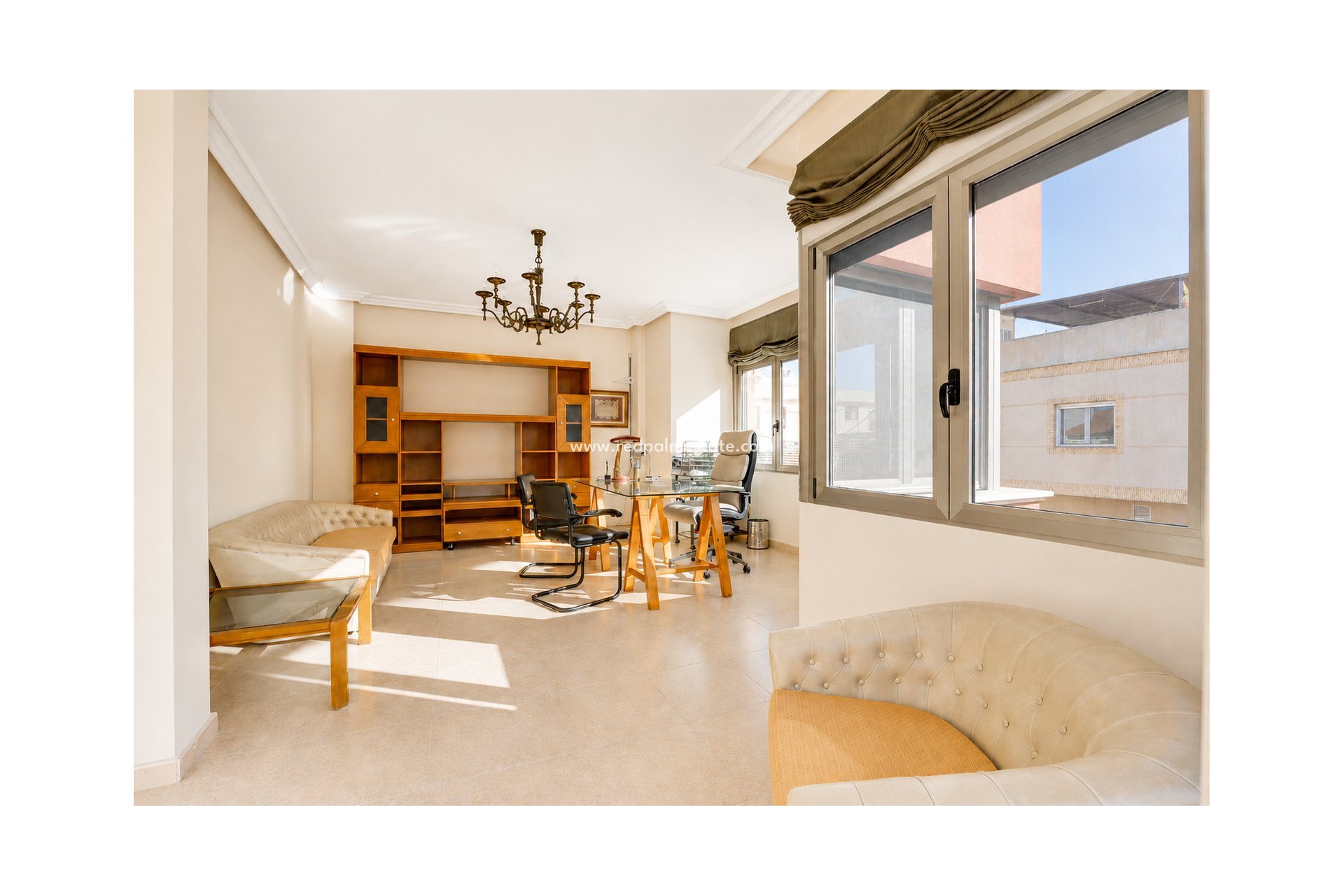 Videresalg - Villa -
Benejúzar - Inland