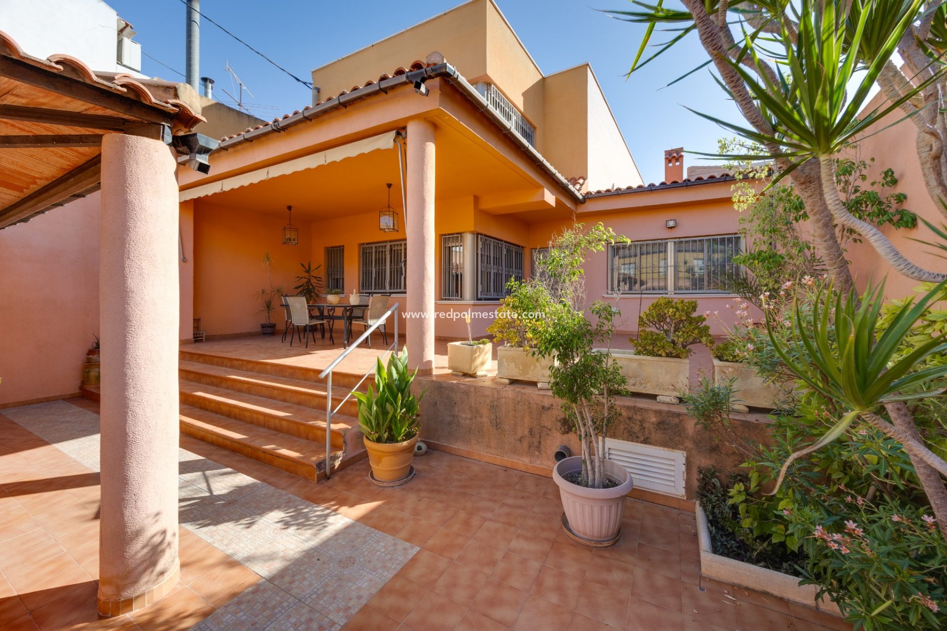 Videresalg - Villa -
Benejúzar - Inland