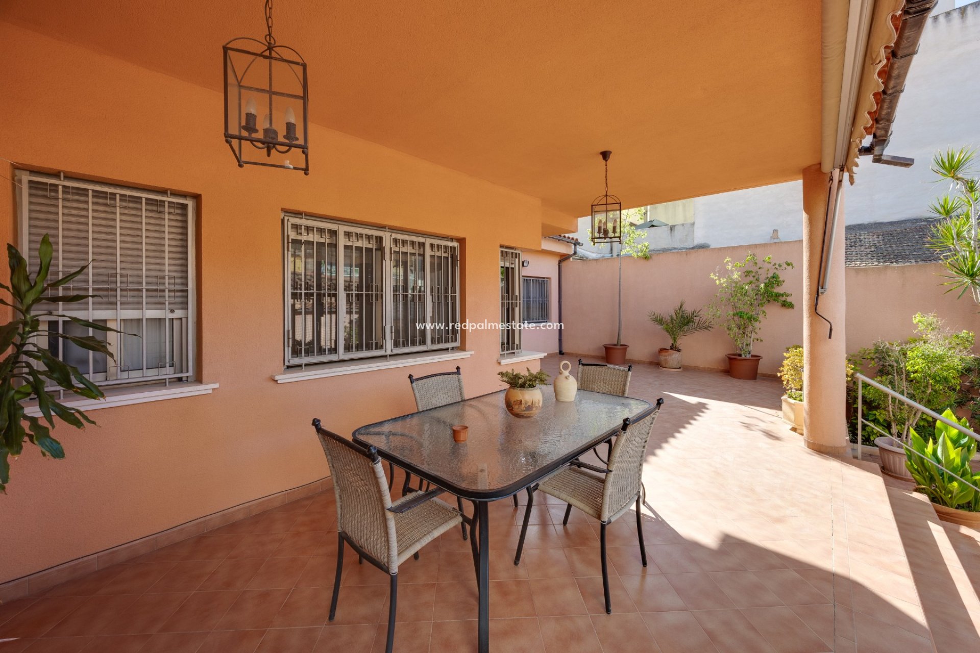 Videresalg - Villa -
Benejúzar - Inland