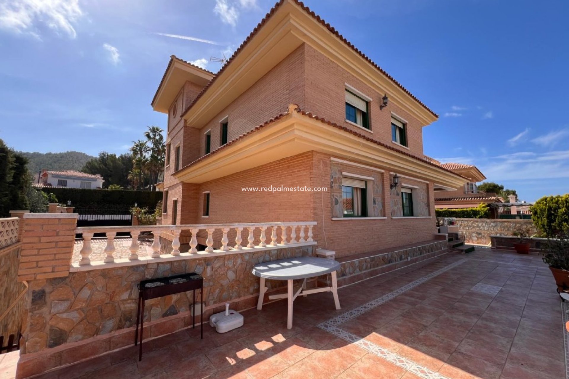 Videresalg - Villa -
Benidorm - Costa Blanca