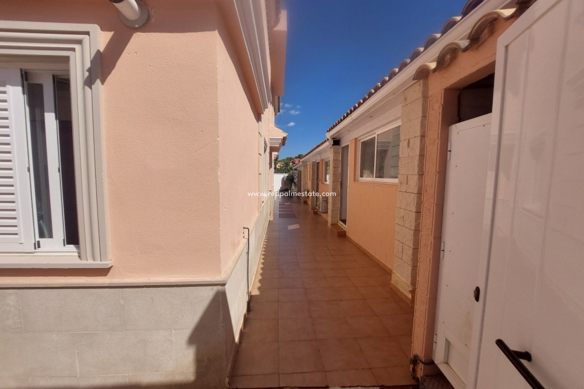 Videresalg - Villa -
Benidorm - Costa Blanca