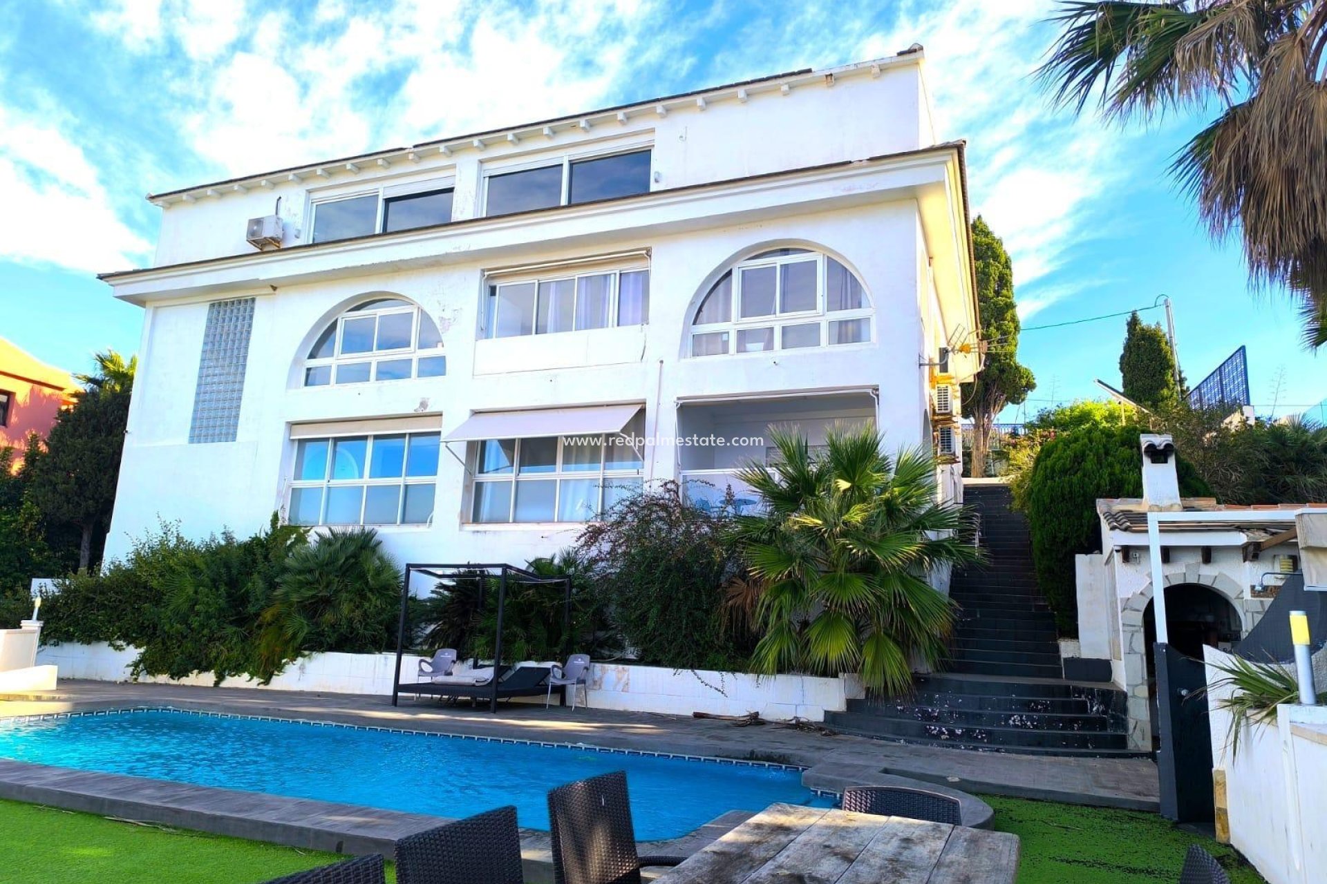 Videresalg - Villa -
Benidorm - Playa de Levante