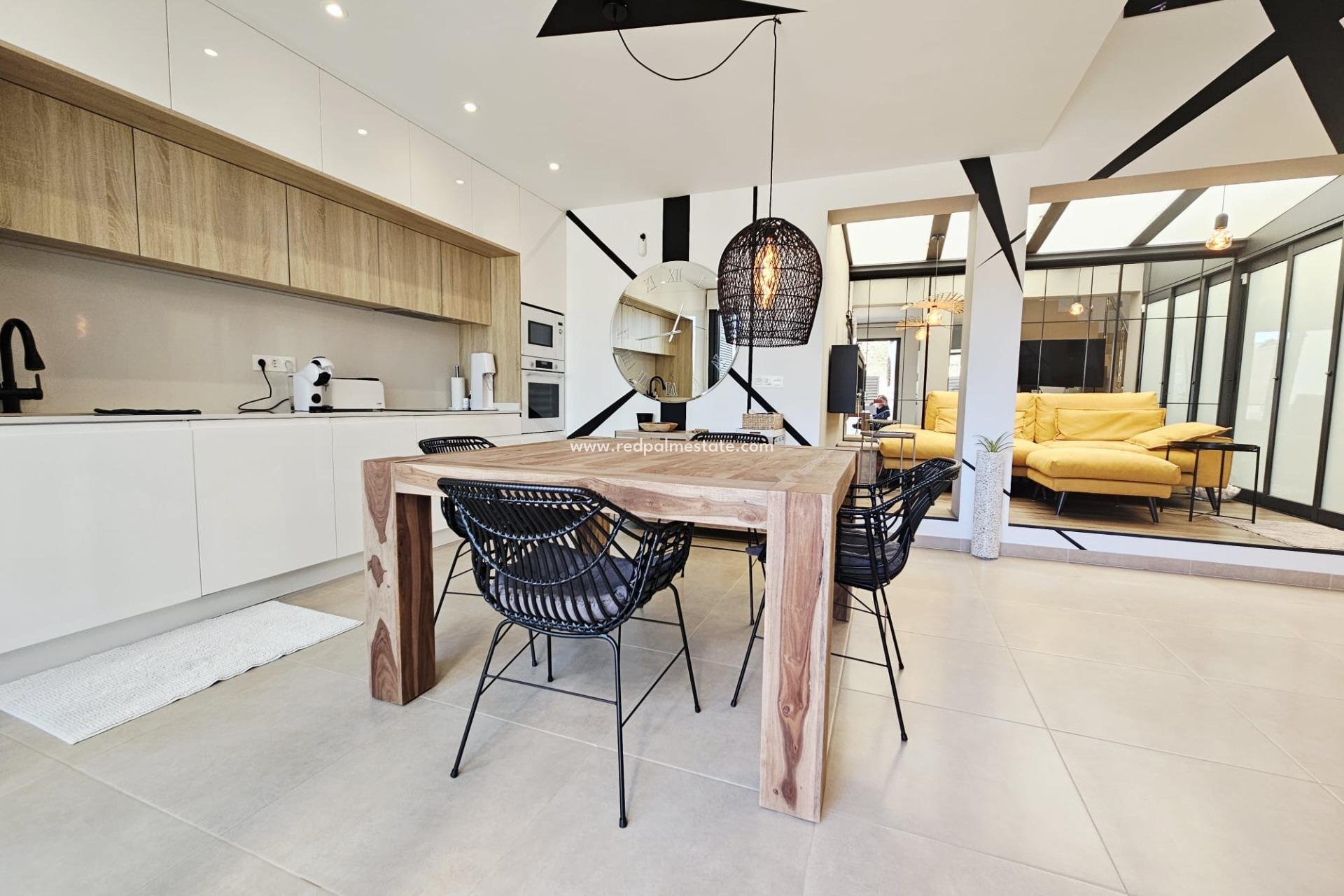 Videresalg - Villa -
Benijofar - Benimar