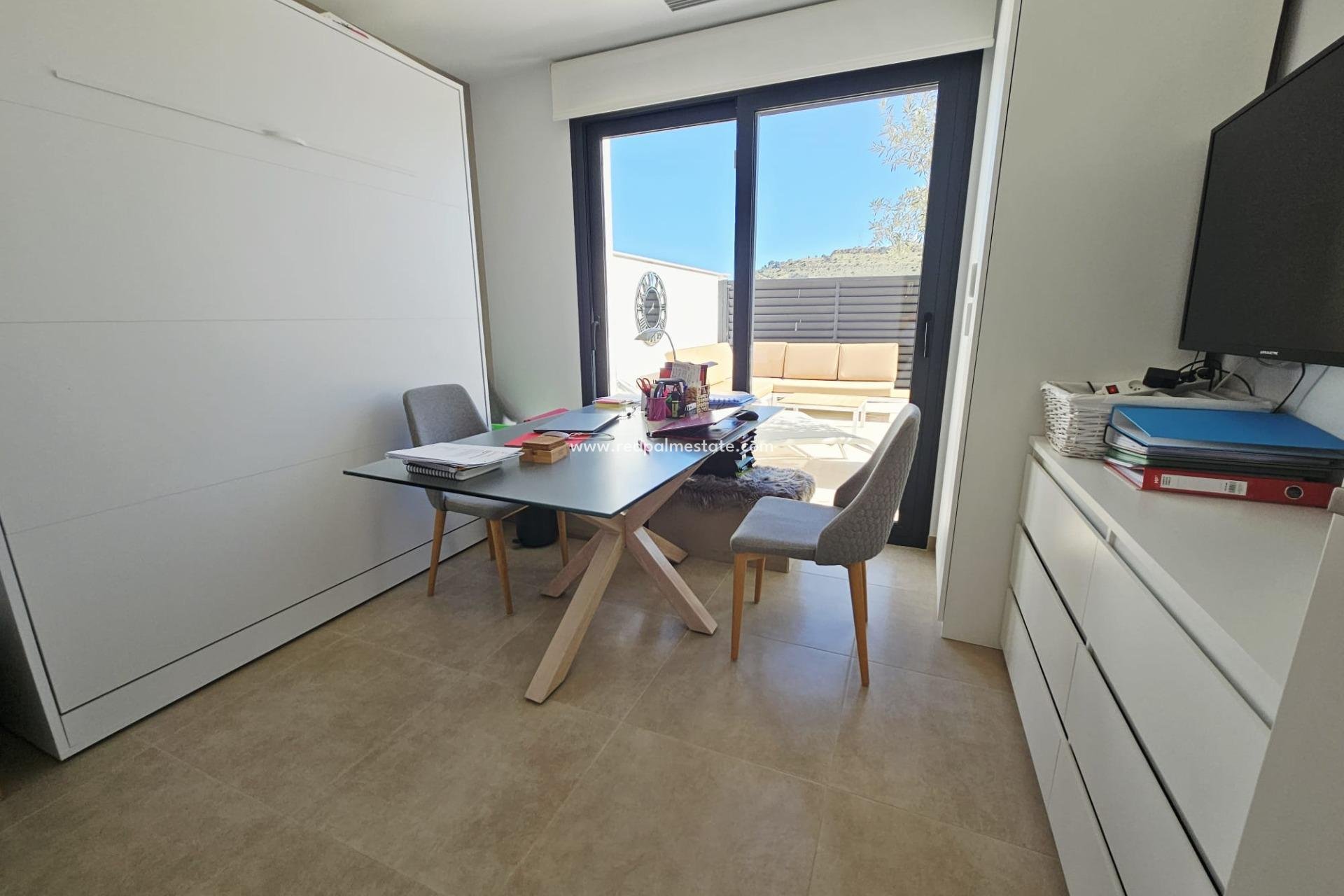 Videresalg - Villa -
Benijofar - Benimar