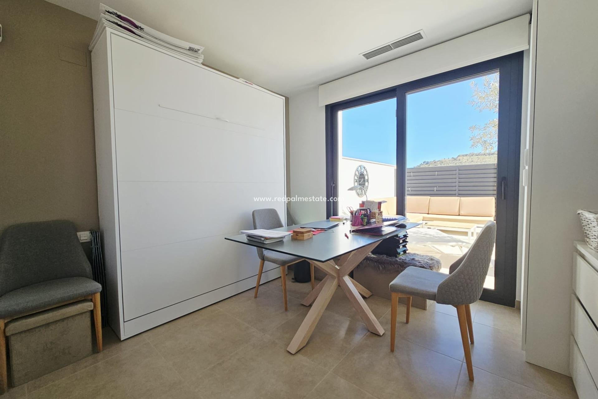 Videresalg - Villa -
Benijofar - Benimar
