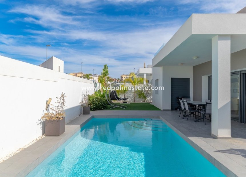 Videresalg - Villa -
Benijofar - Costa Blanca