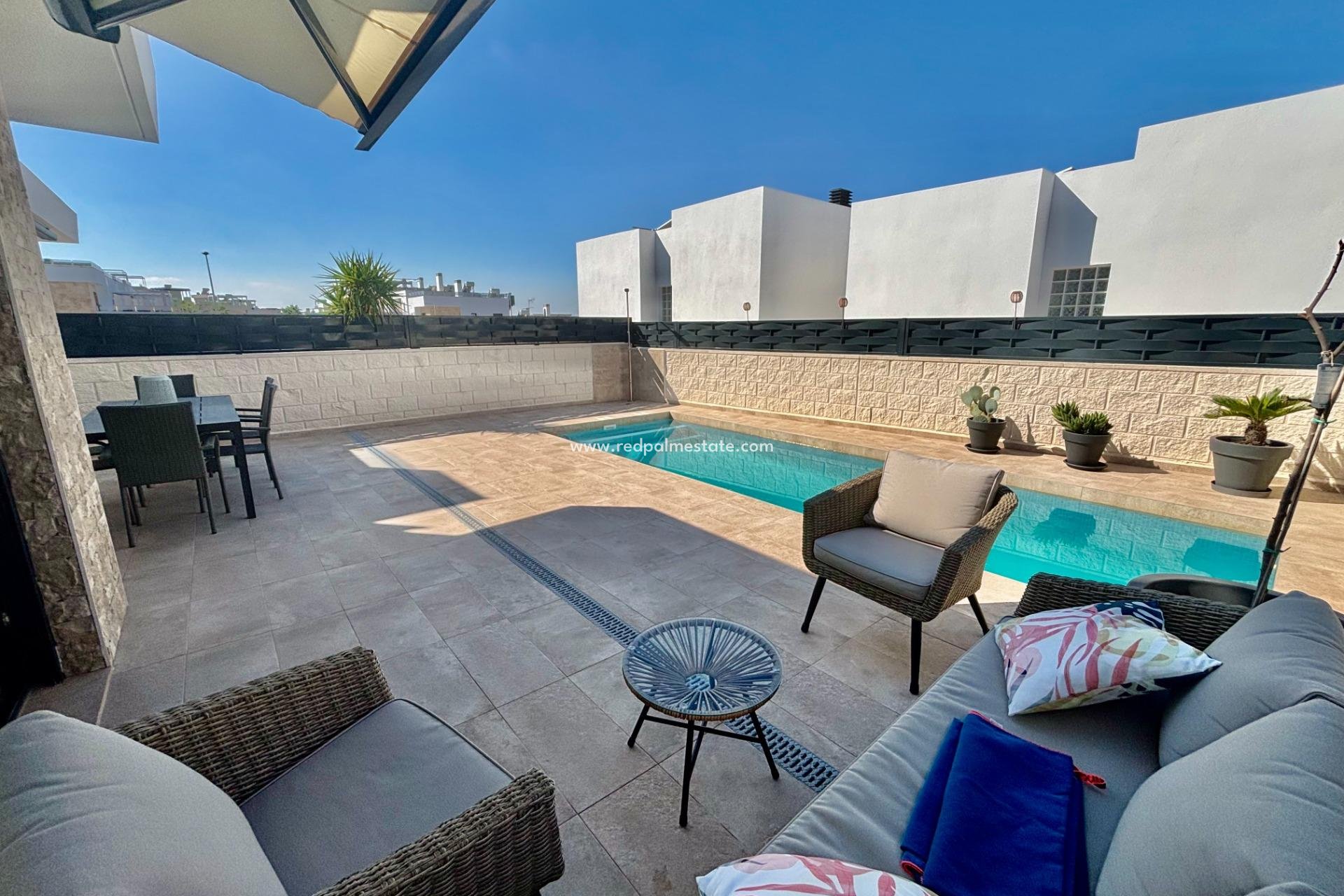 Videresalg - Villa -
Benijofar - Pueblo 4