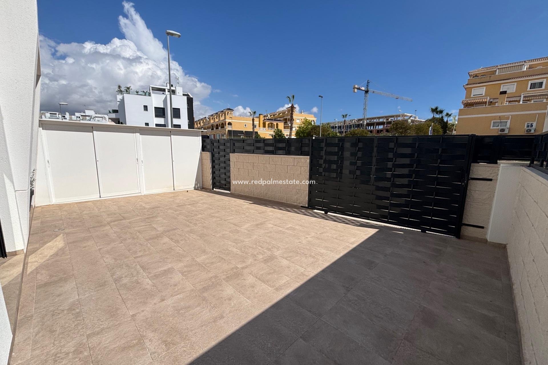 Videresalg - Villa -
Benijofar - Pueblo 4