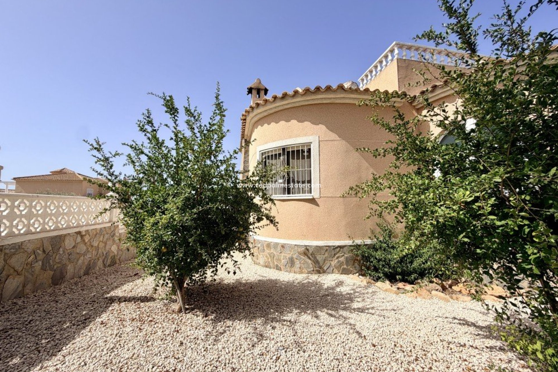 Videresalg - Villa -
Benijofar