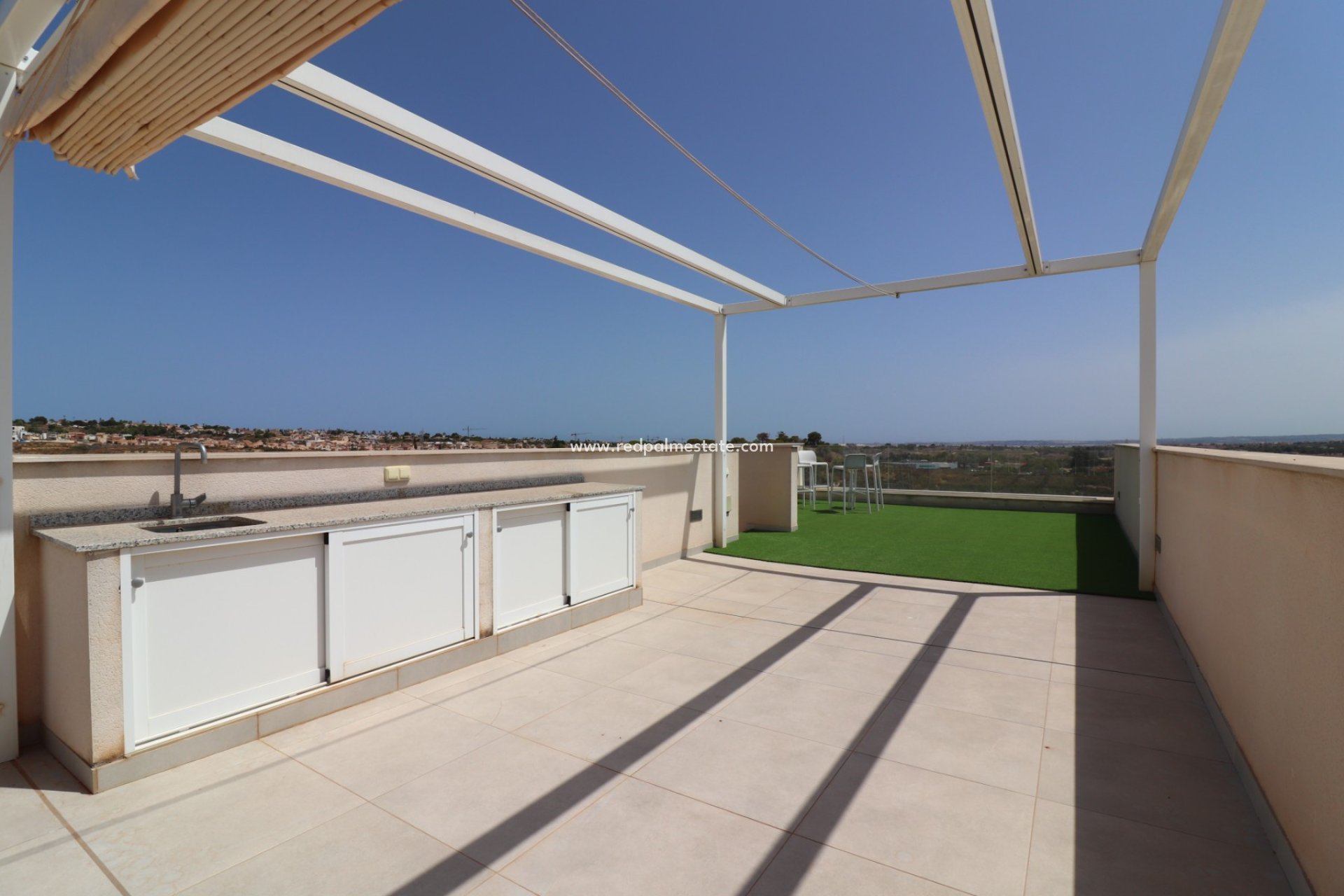 Videresalg - Villa -
Benijofar