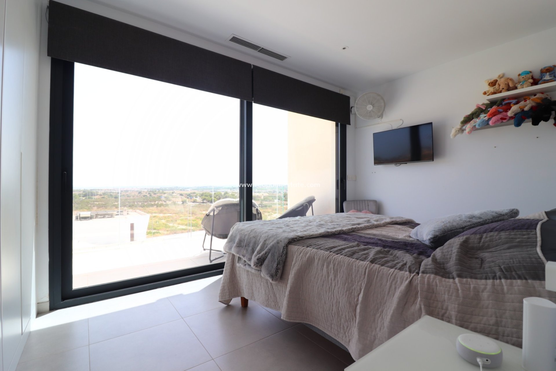 Videresalg - Villa -
Benijofar