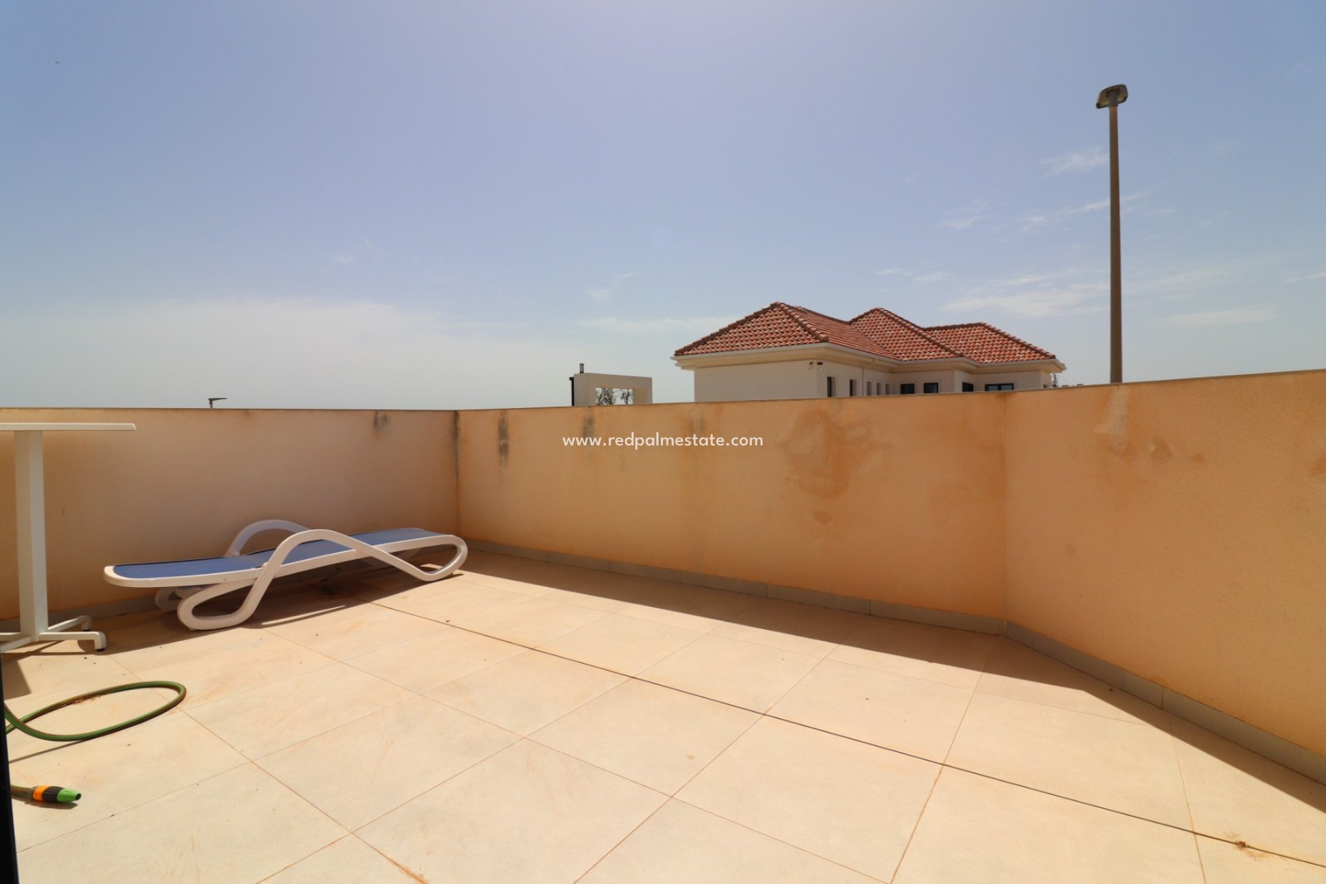 Videresalg - Villa -
Benijofar