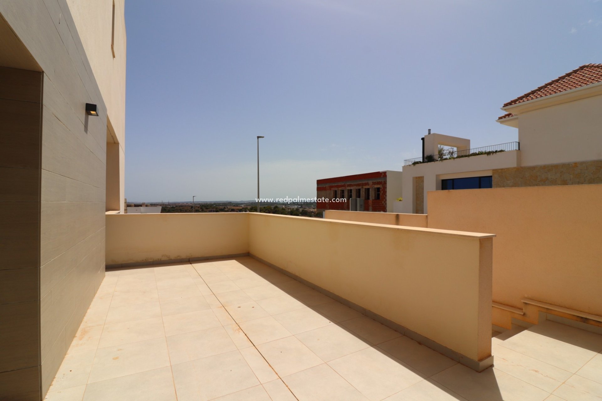 Videresalg - Villa -
Benijofar
