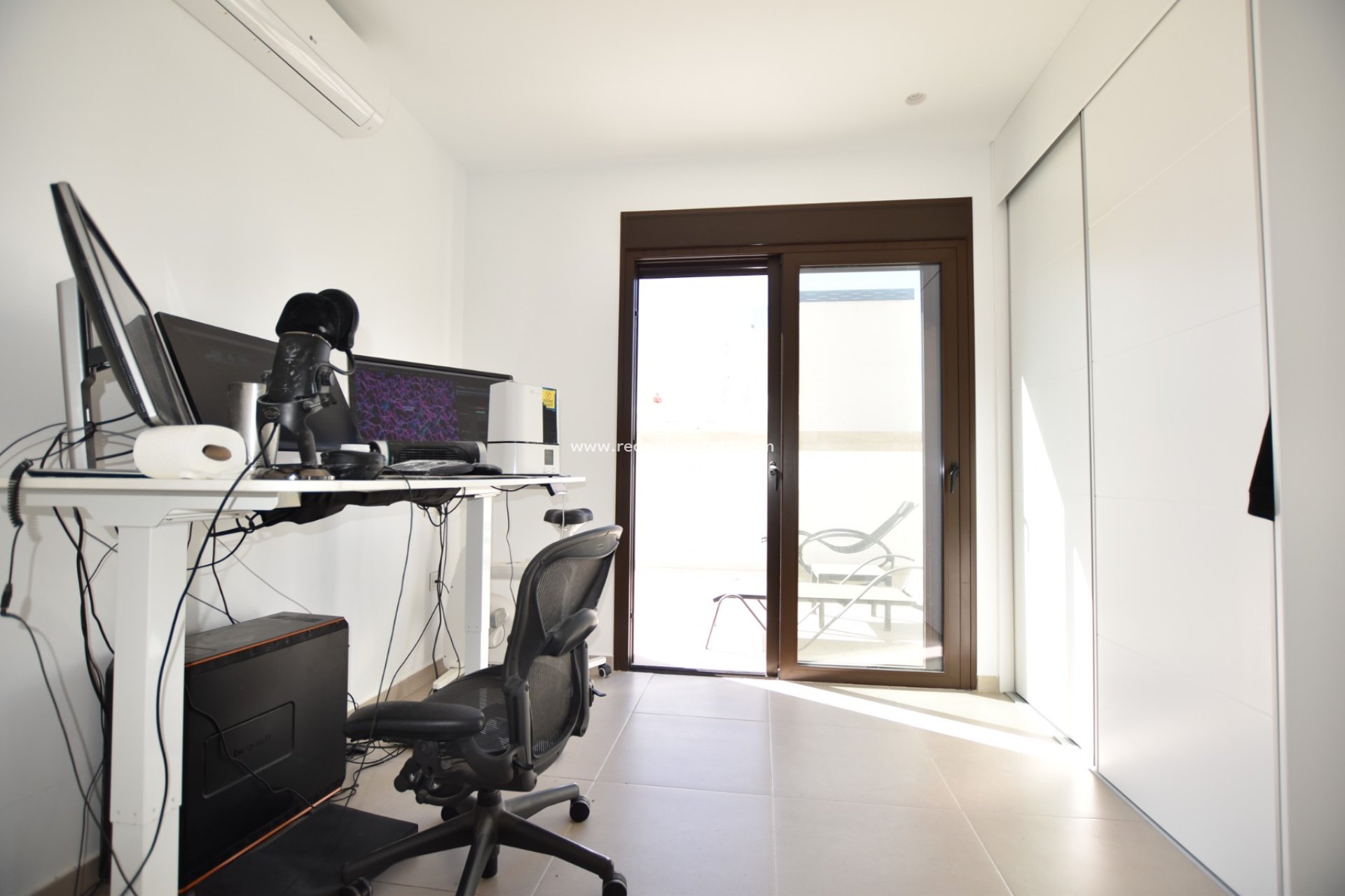 Videresalg - Villa -
Benijofar