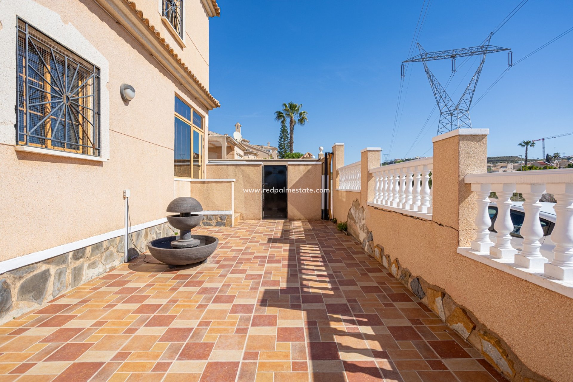 Videresalg - Villa -
Benijofar