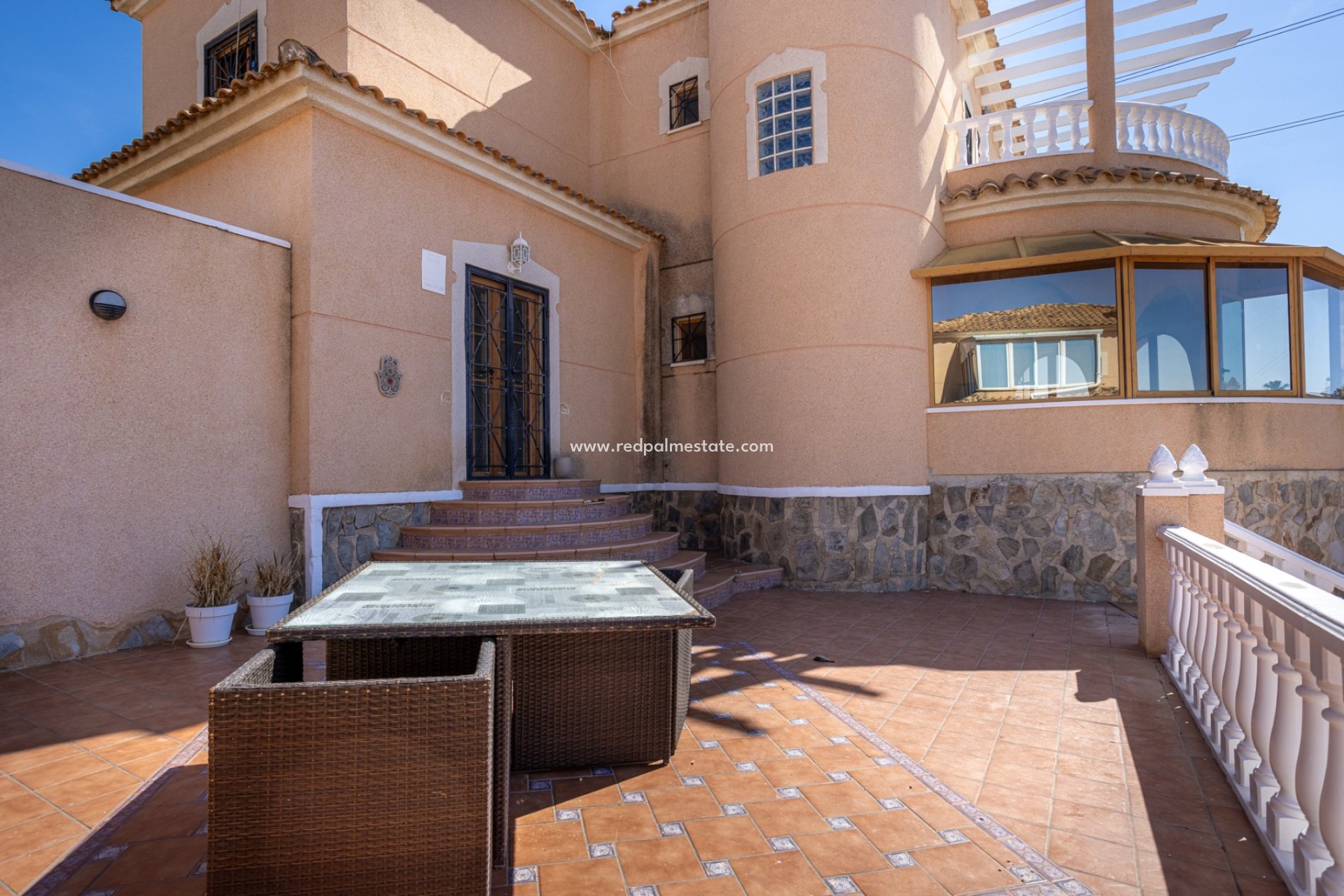 Videresalg - Villa -
Benijofar