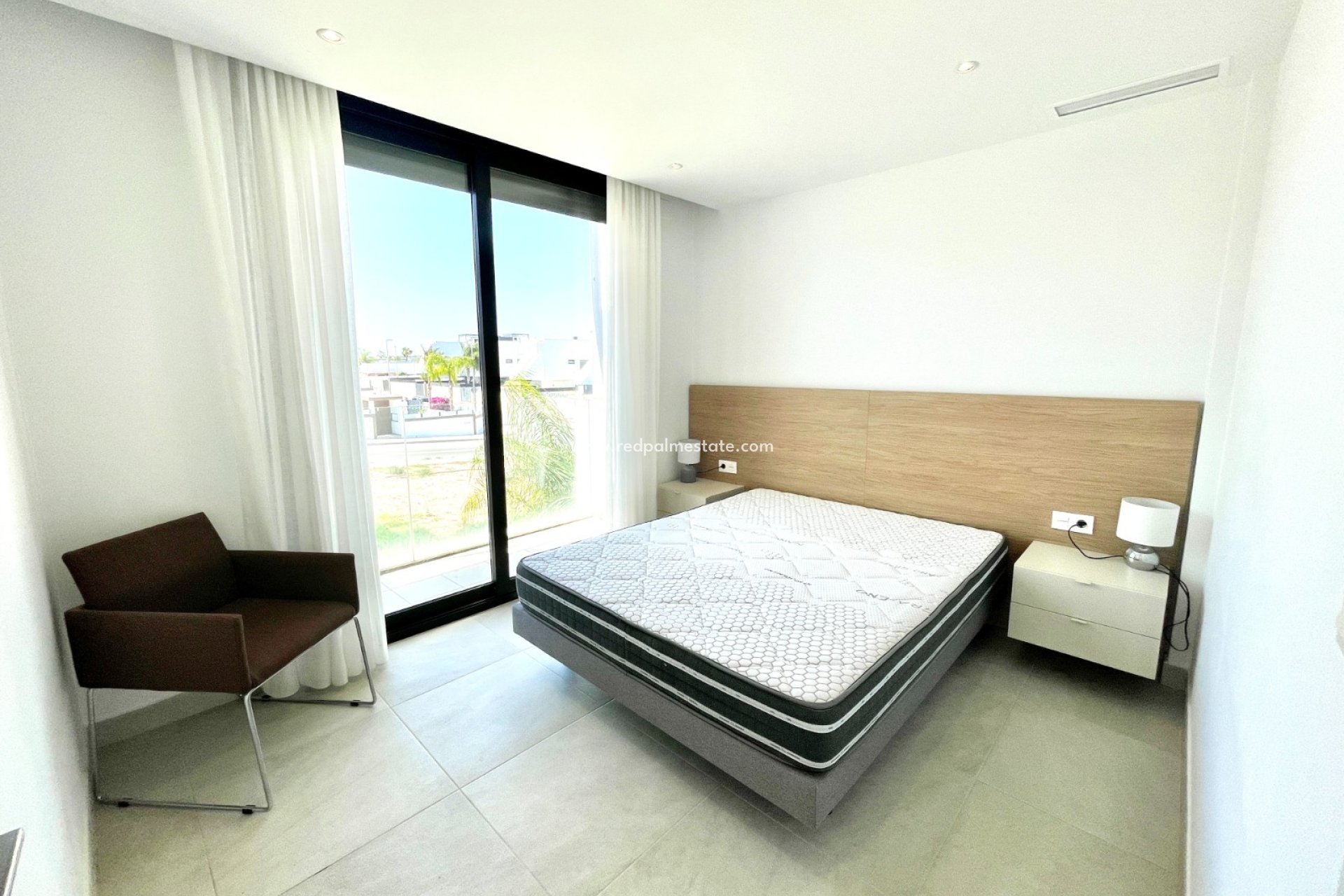 Videresalg - Villa -
Benijofar